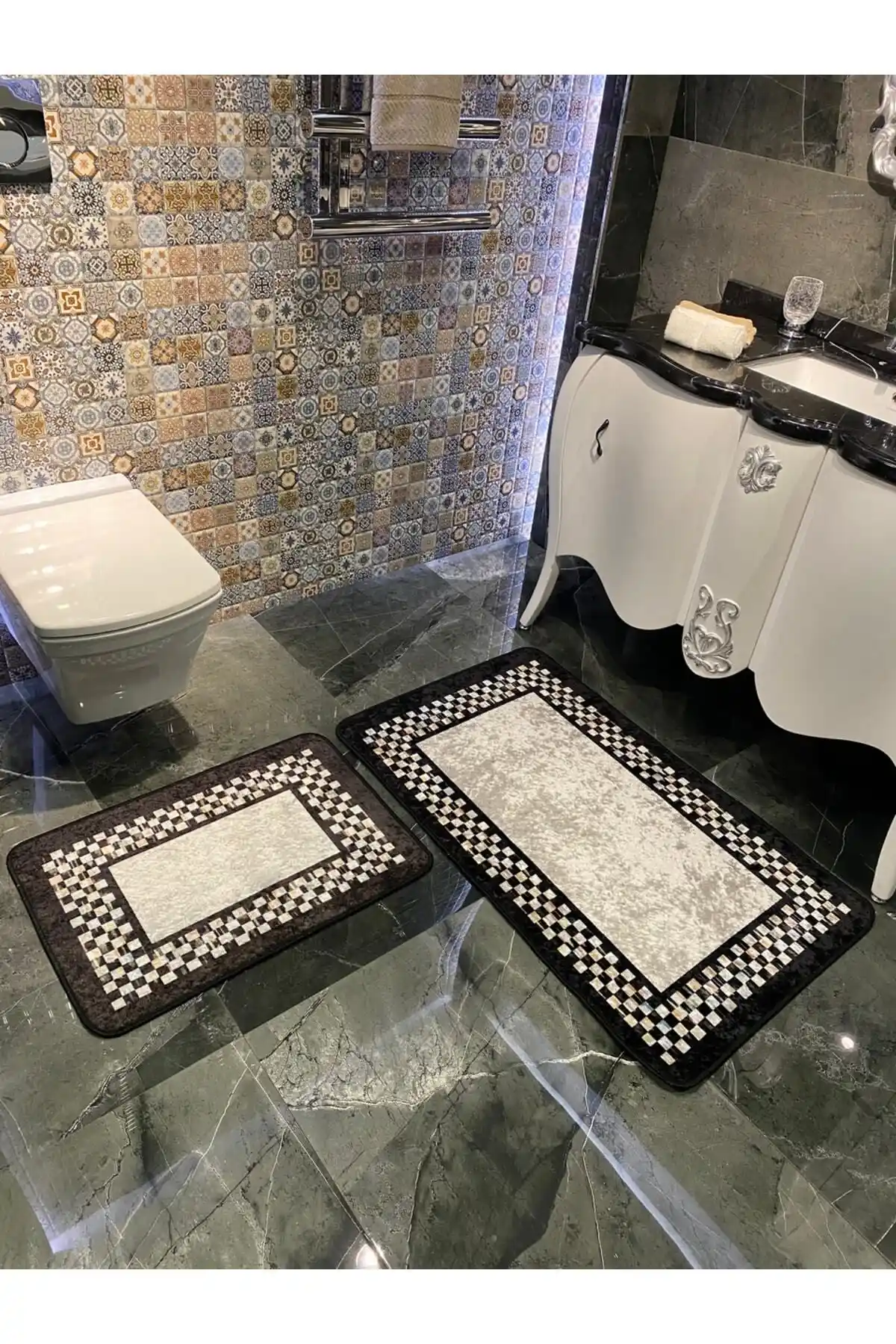 Brillant Lateks Taban Saçaksız Banyo Paspası Modern ve Güvenli Kullanım İçin Uygun