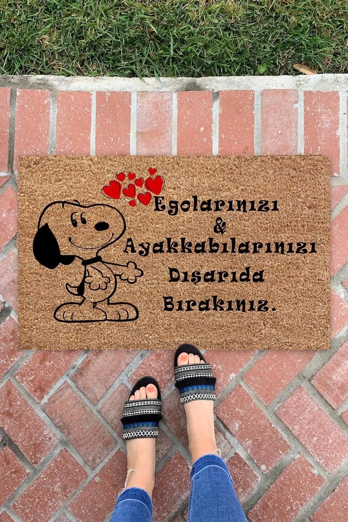 Buket Home Snoopy Egolar Kapı Önü Paspası: Şık ve Dayanıklı Dekoratif Çözüm