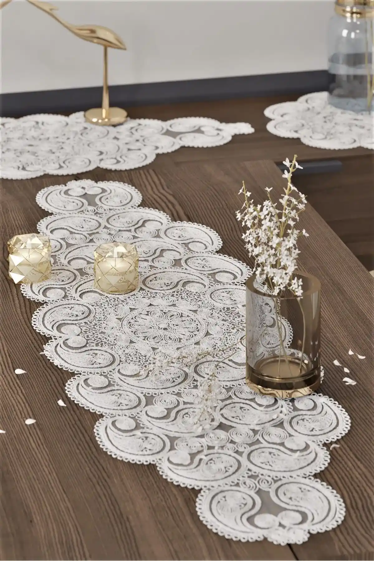 Camino da Lua Damla Lüks Runner ile Evinizde Zarif ve Çok Yönlü Dekorasyon Çözümleri