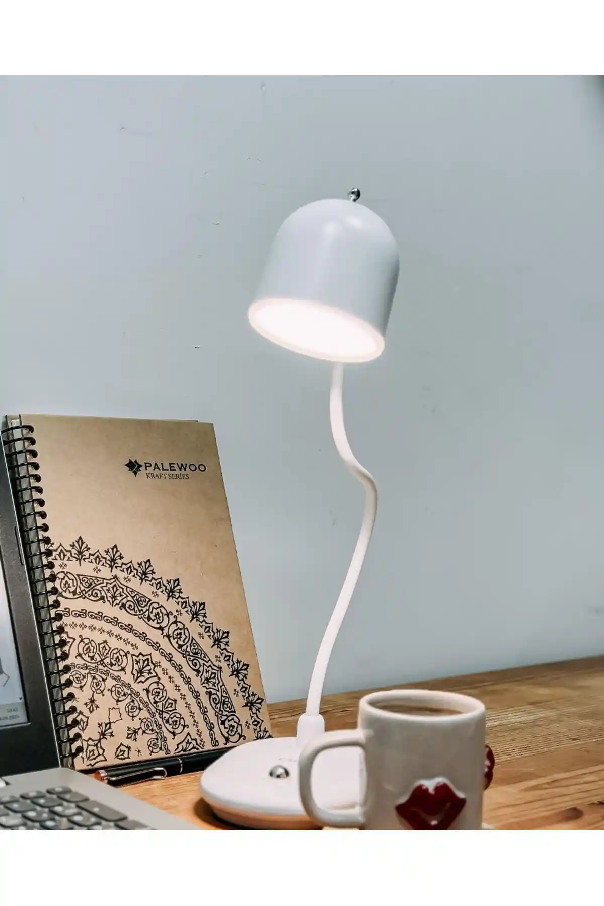 Cata CT-8440 Berlin Dokunmatik Şarjlı Masa Lambası Modern Tasarım ve Çok Fonksiyonlu Kullanım