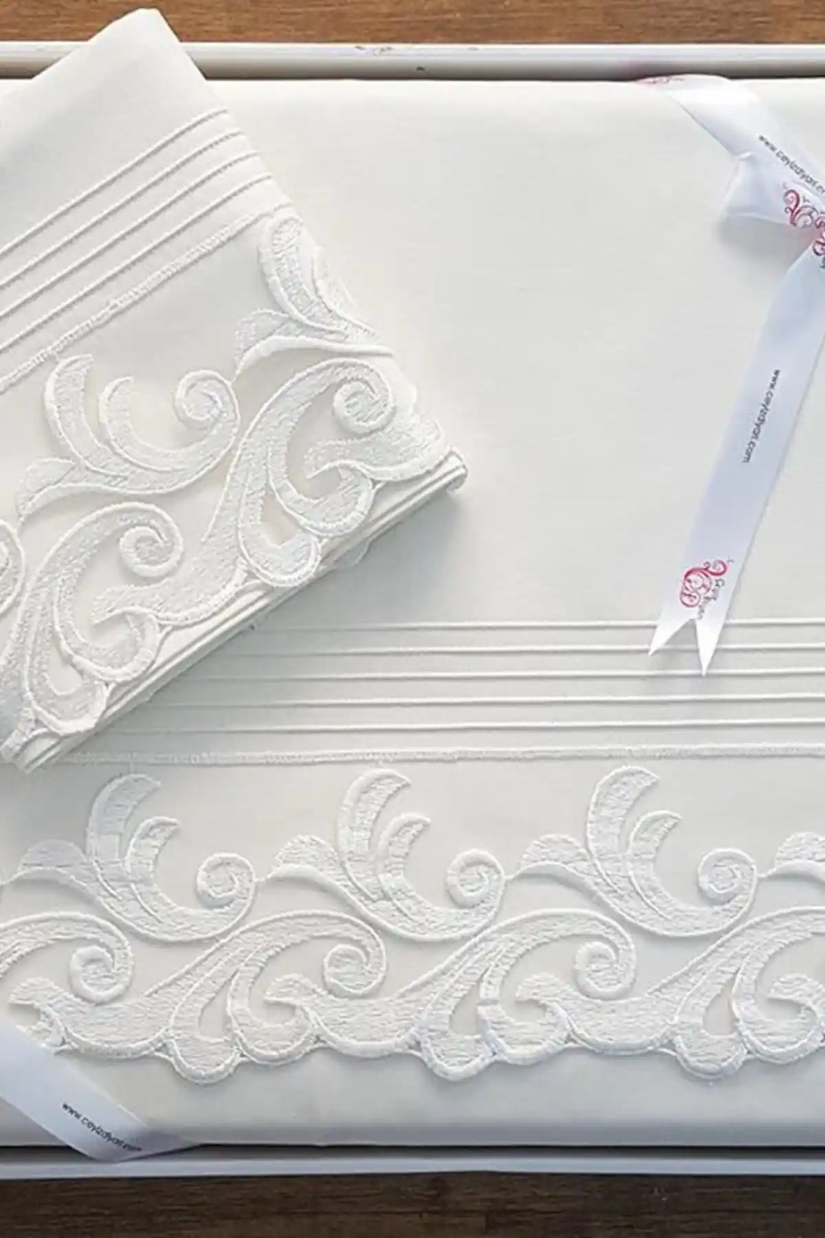 Çeyiz Diyarı Belinda Nevresim Takımı: Şık ve Kaliteli Yatak Odası Dekorasyonu