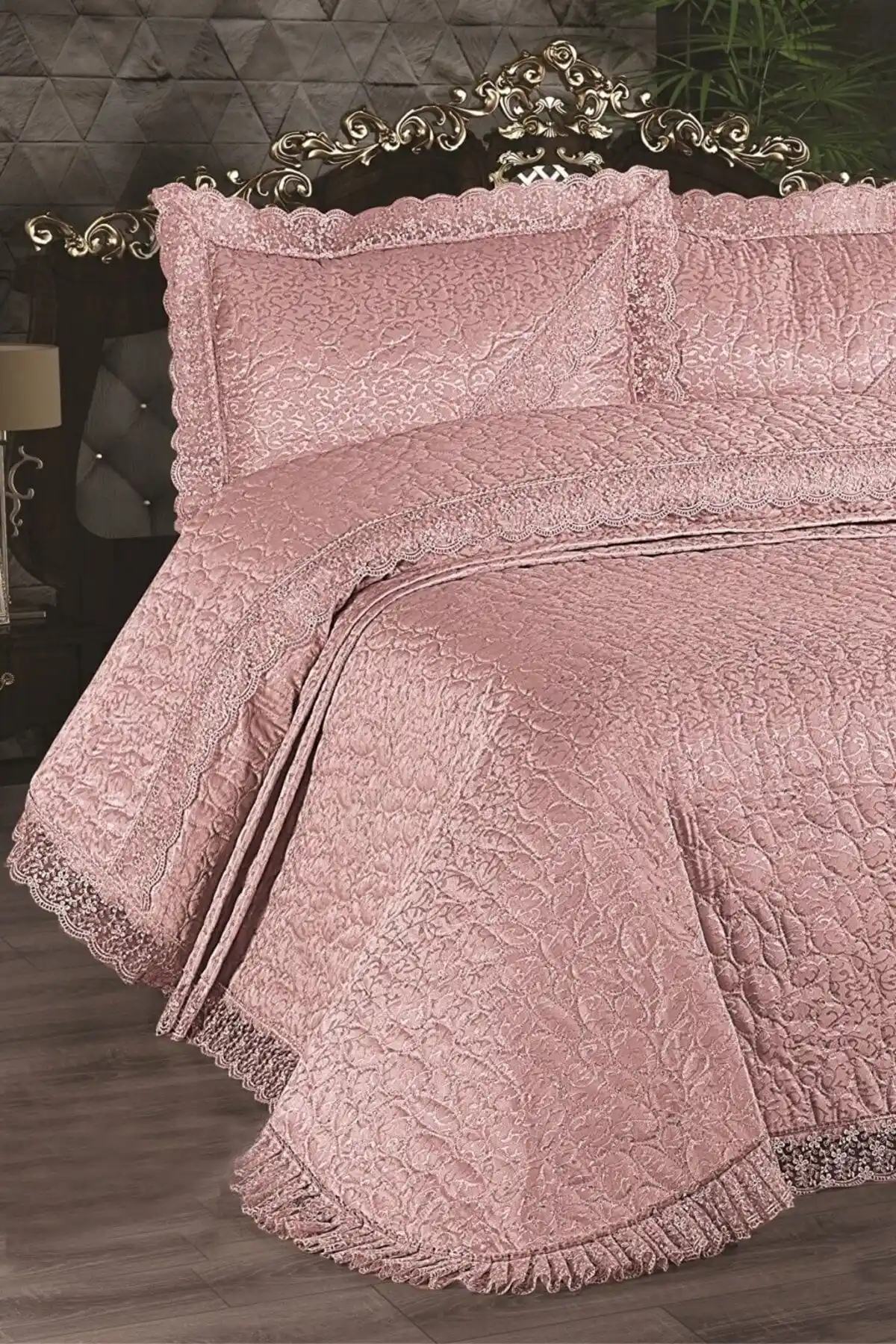 Çeyizci Sokağı Elfida Fransız Güpürlü Yatak Örtüsü 3 Parça Modern ve Dayanıklı Tasarım