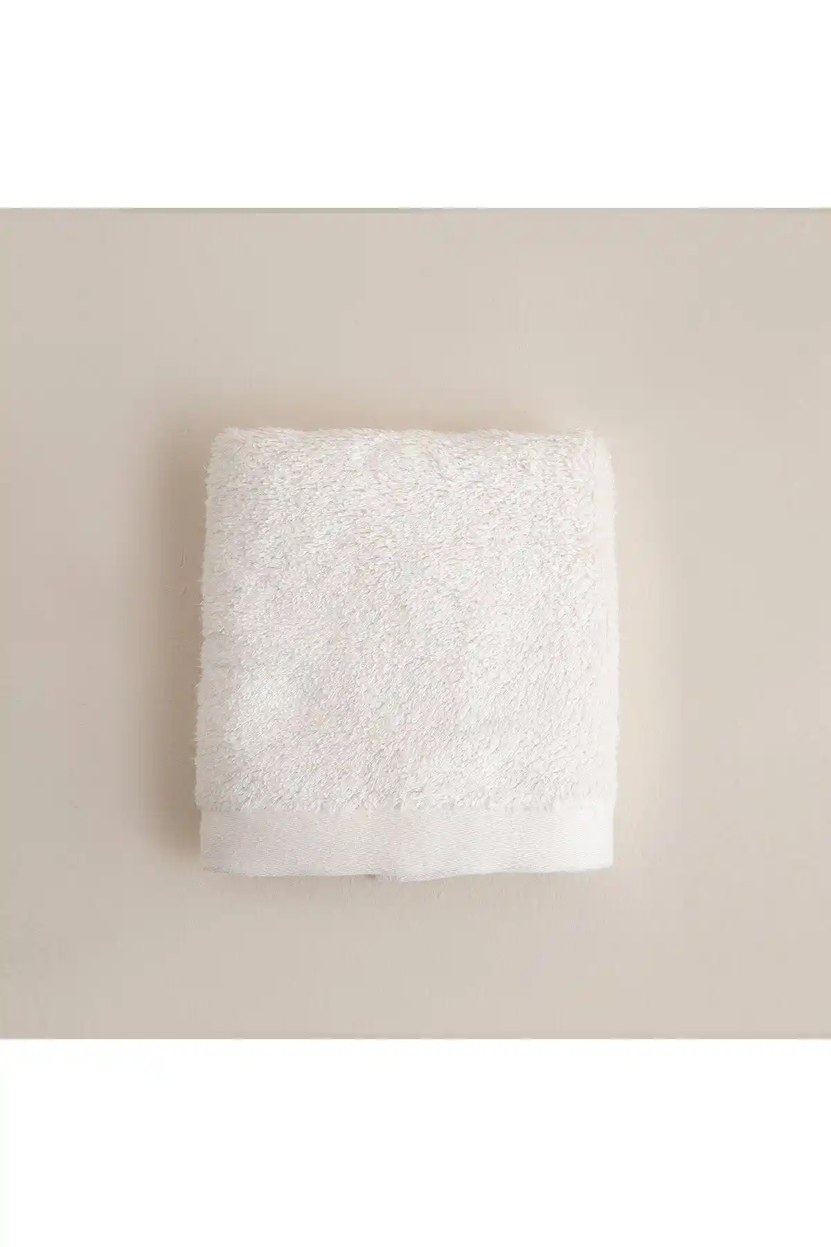 Chakra Solid El Havlusu 33x33 Cm Ekru Yüksek Emicilik ve Dayanıklılık Sağlayan Malzeme