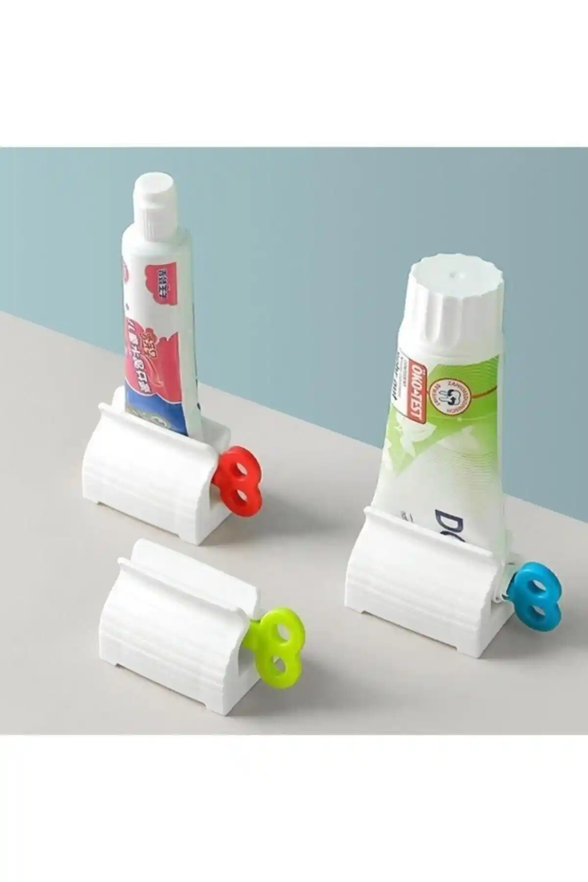 CMT Çevirmeli Diş Macun Sıkacağı: Pratik ve Hijyenik Diş Bakım Çözümü