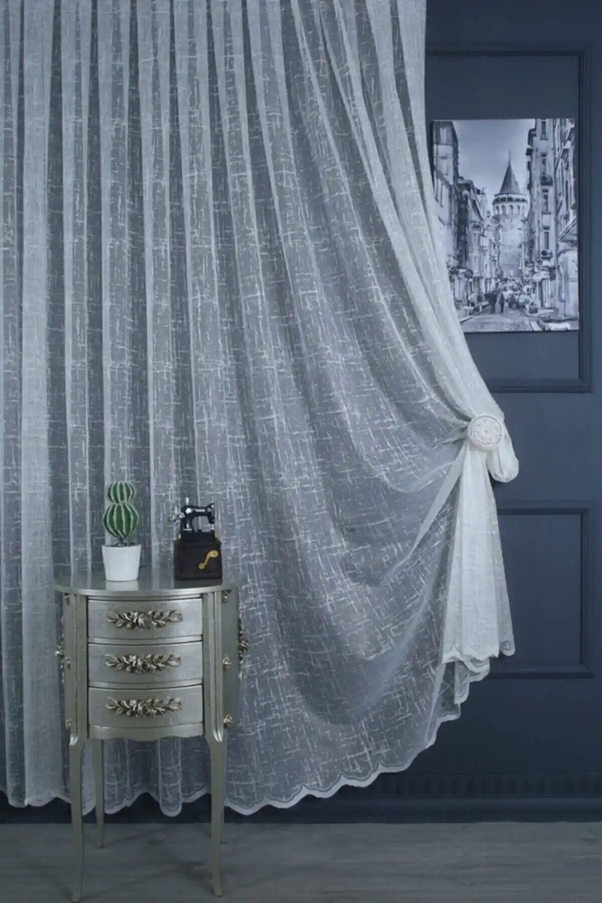 ÇnrGlobal Ütü İstemez ve Cortibo Eko 8020 Perde Karşılaştırması: Tasarım ve İşlevsellik Açısından Değerlendirme