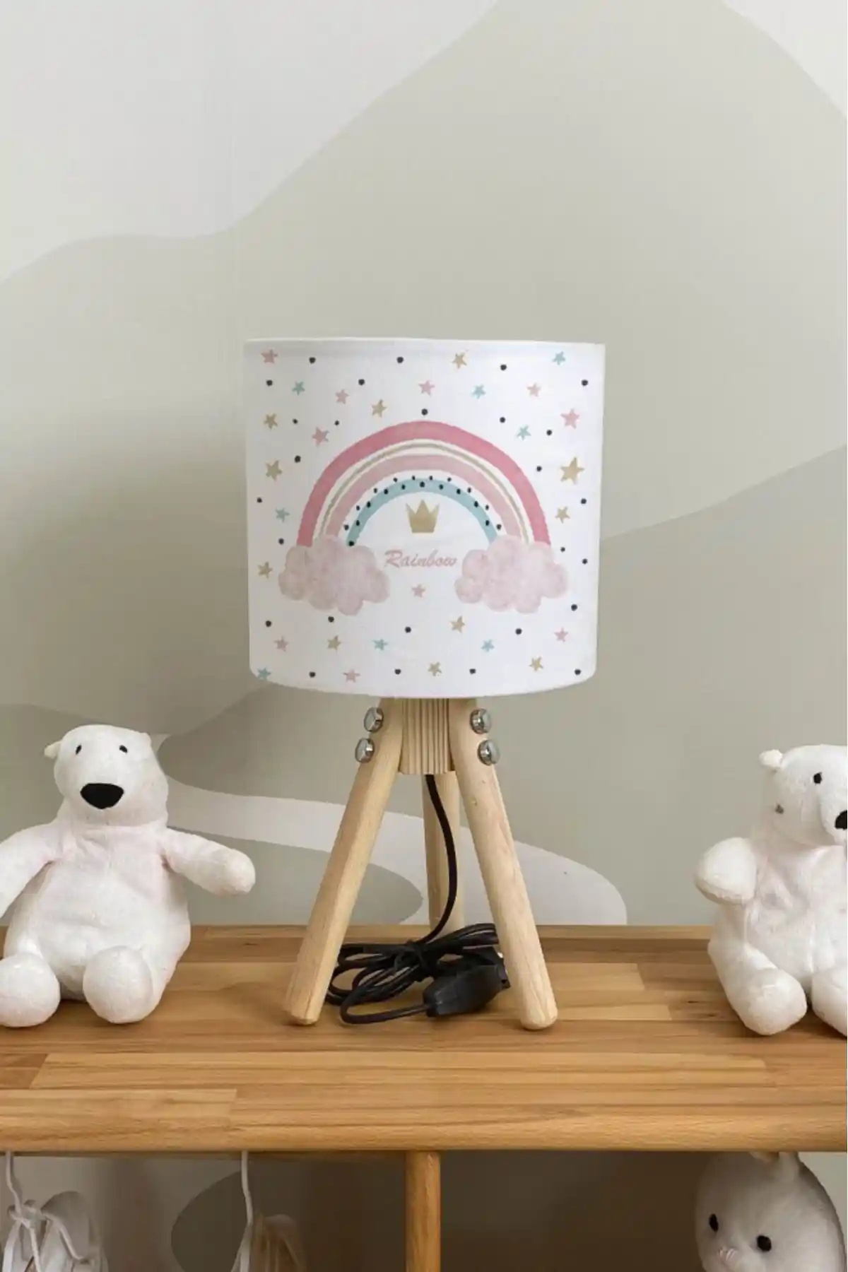 Çocuk Odası Dekorasyonunda Şeker Gökkuşağı Abajur ve Avize Karşılaştırması
