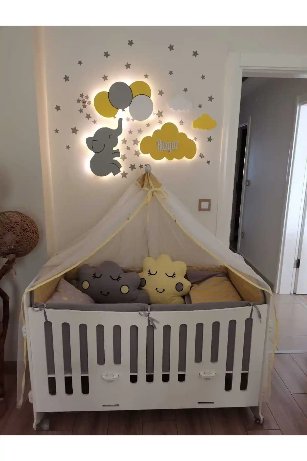 Çocuk Odası İçin Ahşap ve LED Teknolojili Güvenli Gece Lambası Ürünleri