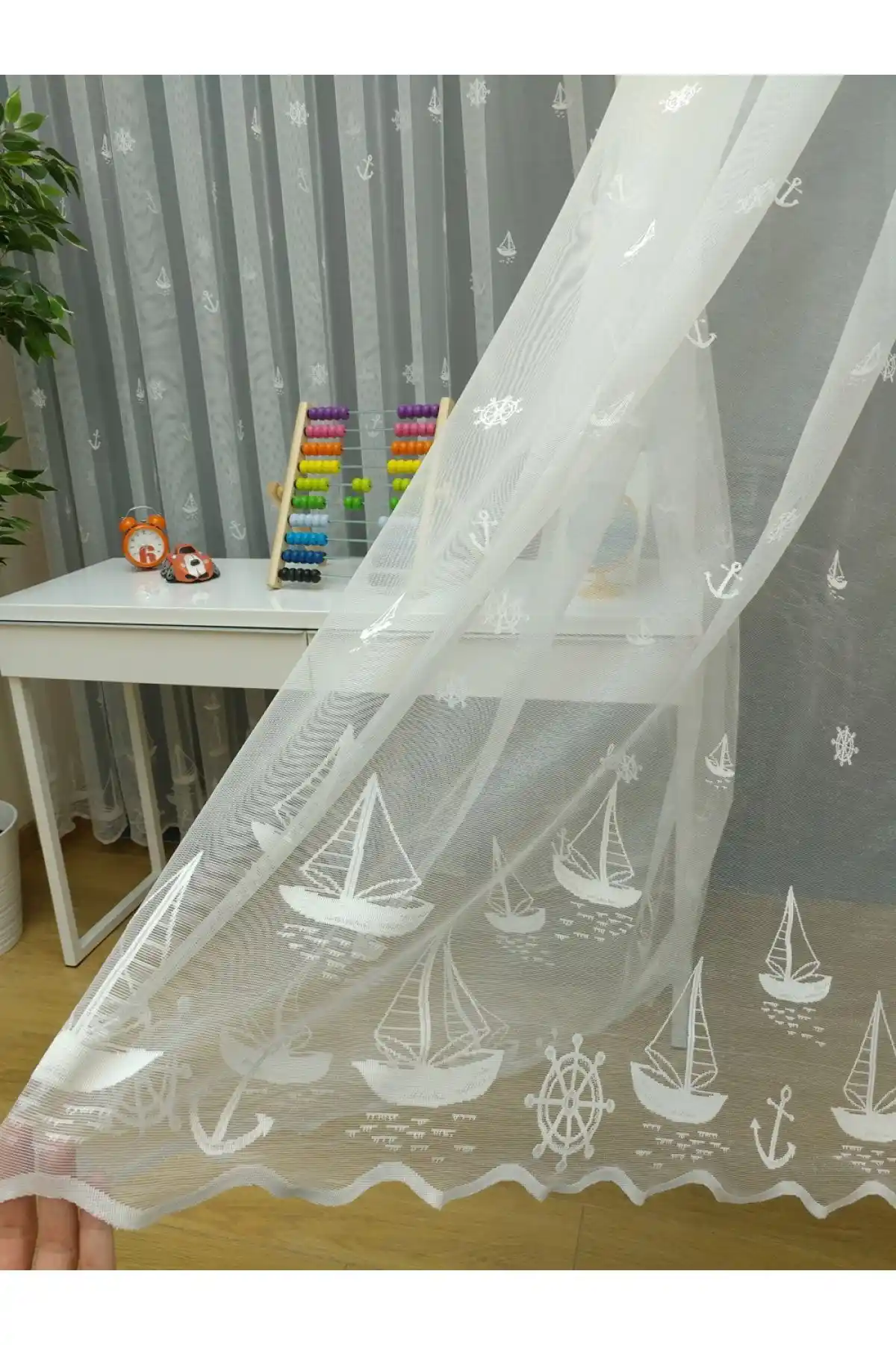 Çocuk Odası İçin Estetik ve Dayanıklı Yelkenli Çapa Desenli Tül Perde