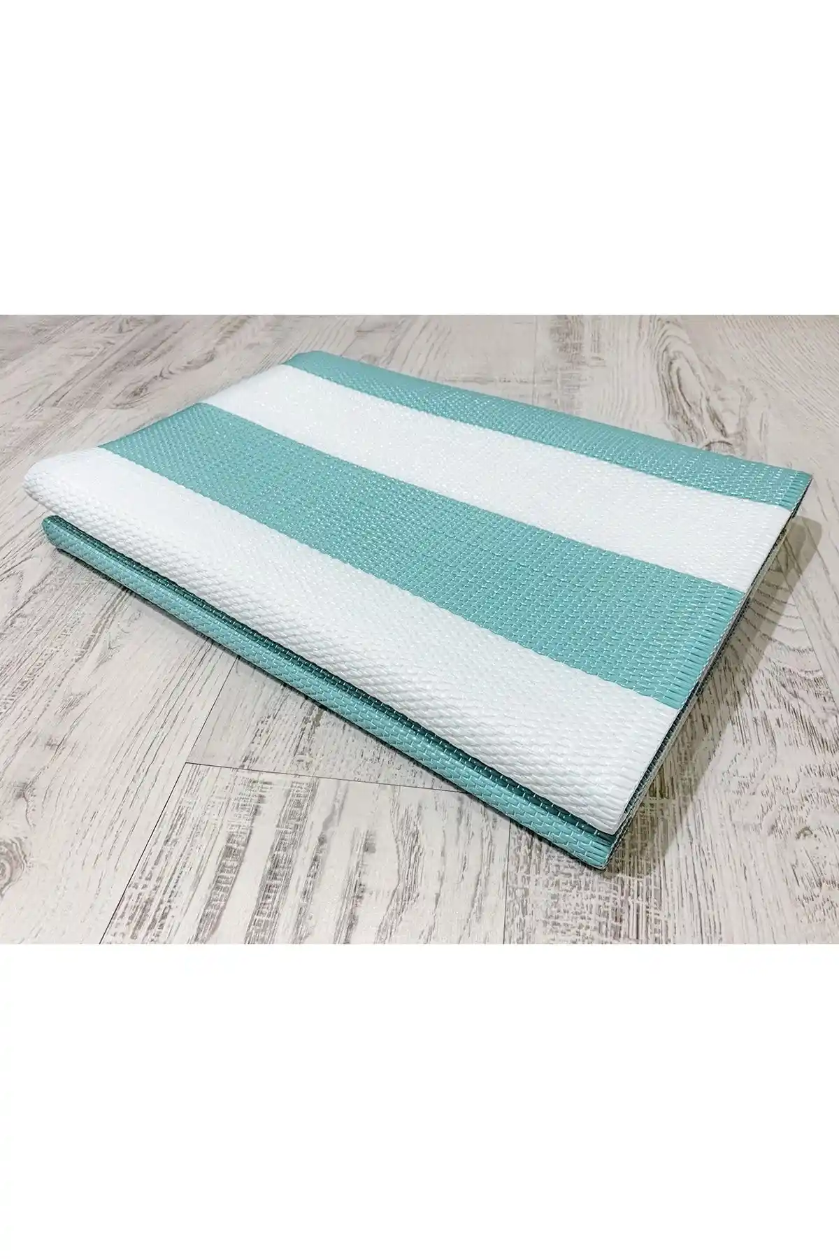 CRAFT HOME Katlanabilir Plastik Hasır Halı: Dayanıklı, Şık ve Çok Amaçlı Kullanım İçin