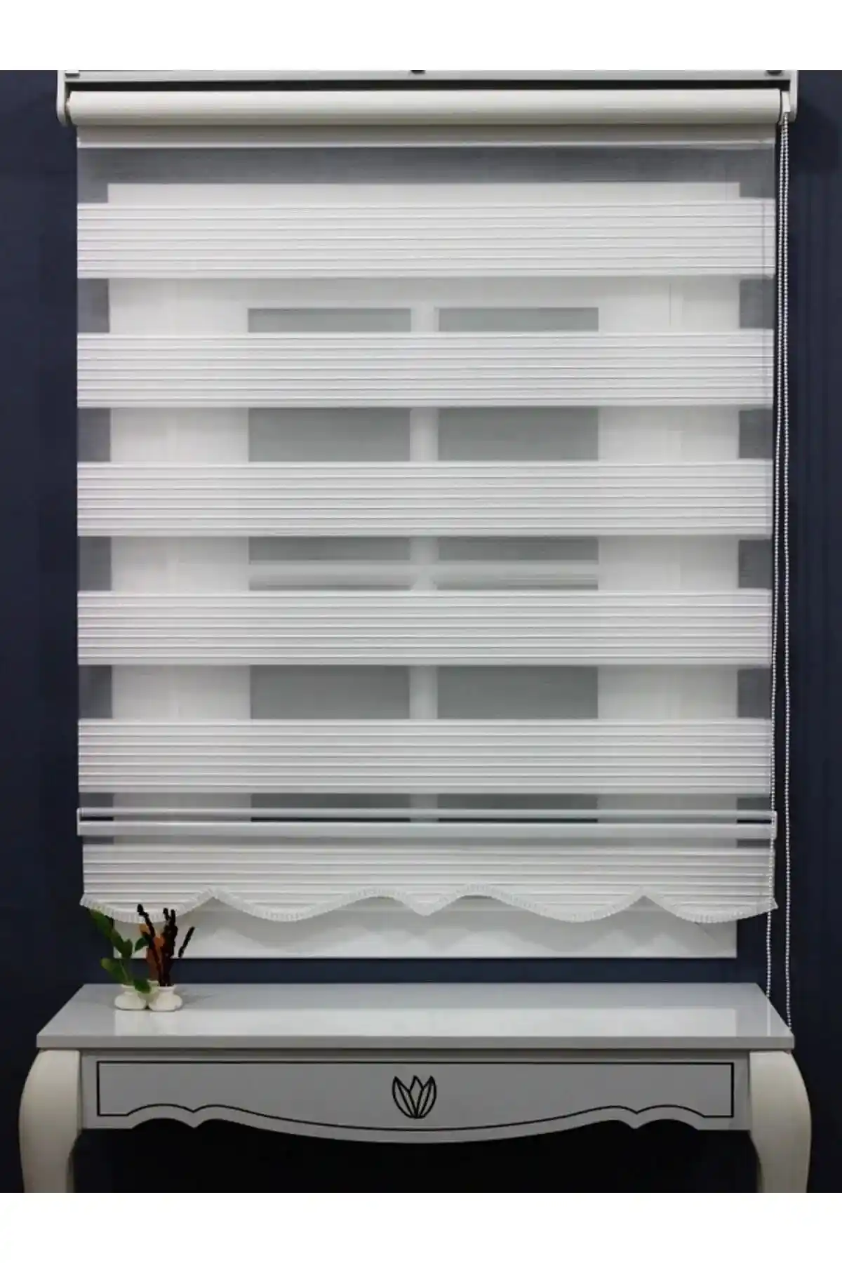 Dekoronyedi Zebra Perdeler: Modern Tasarım ve Dayanıklılık ile Şıklık Yaratın