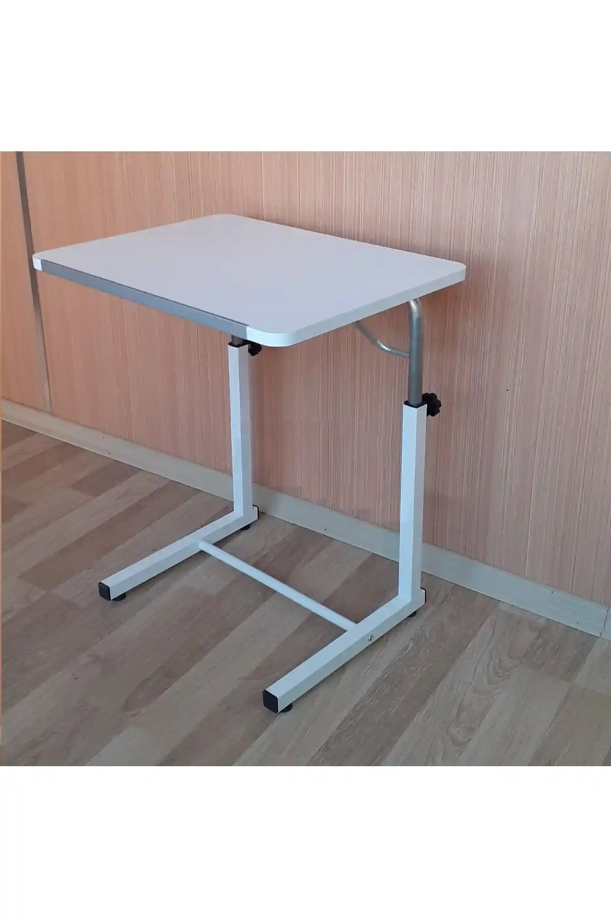 Depolife Akrobat Yan Sehpa: Fonksiyonellik ve Estetiğin Birleştiği Modern Tasarım