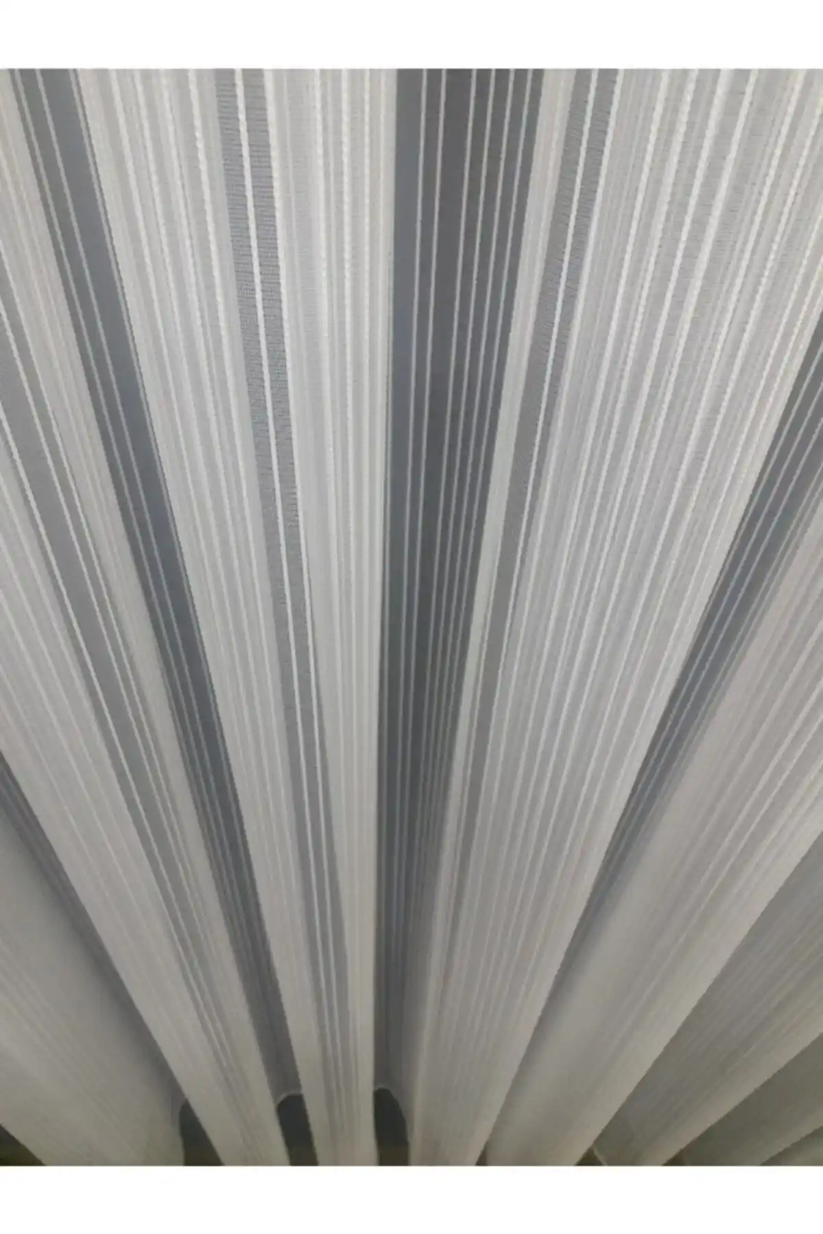 DNZEVGEREÇLERİ Çizgili Modern Tül Perde 1/3 Sık Pile ile Şık ve Fonksiyonel Ev Dekorasyonu