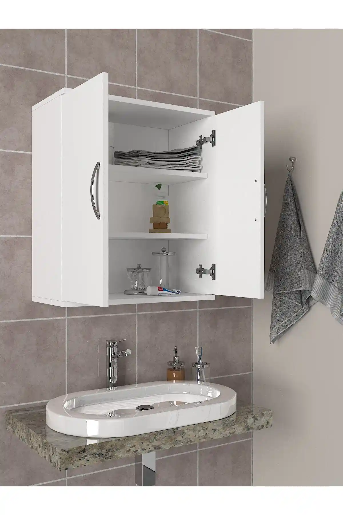 Dorpek Ravi ve Mihenk Banyo Duvar Dolabı Karşılaştırması: Tasarım, Malzeme ve Kullanım Özellikleri