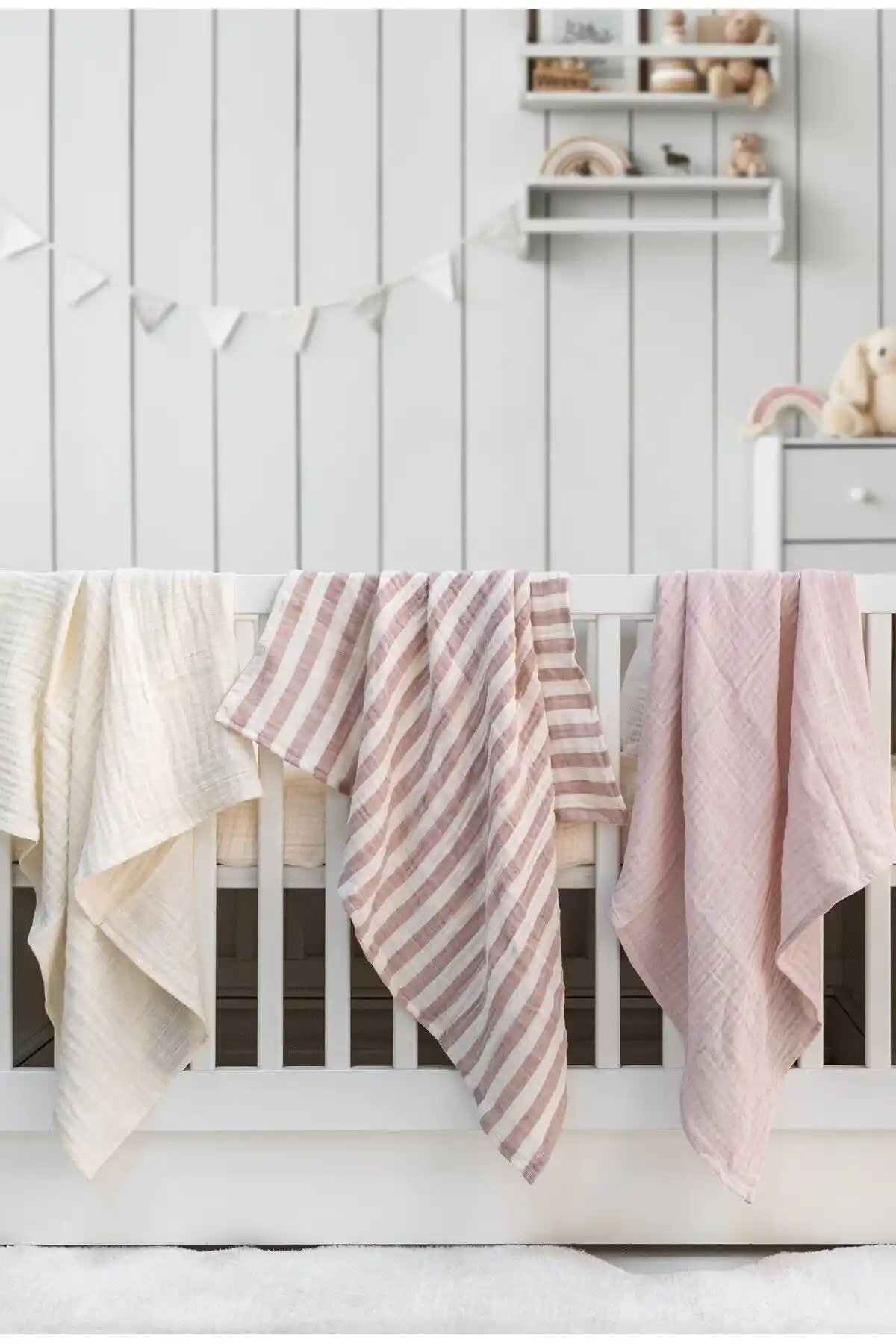 EİFİN Müslin Örtü ve Battaniye Seti Bebekler İçin Organik ve Çok Amaçlı Kullanım