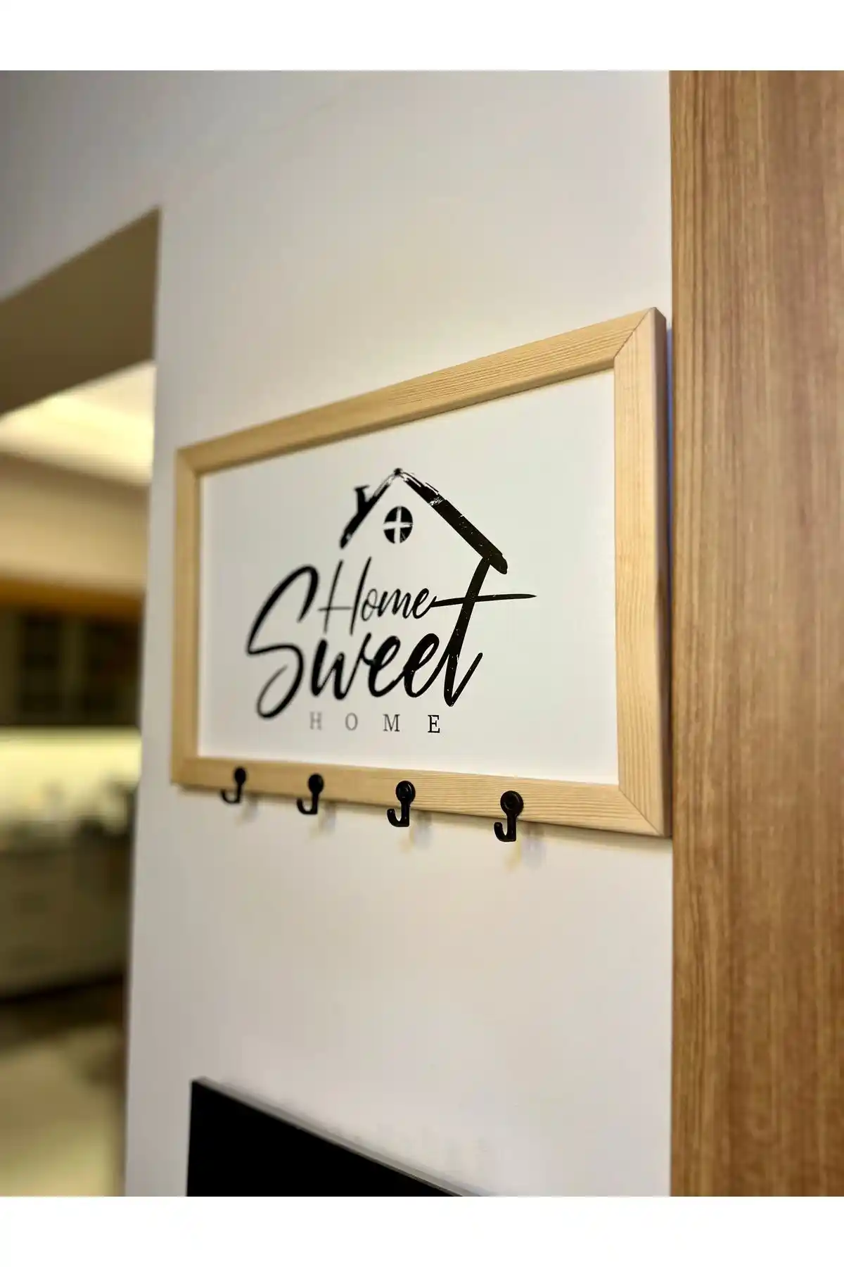 EmaDijital Masif Tablo Anahtarlık Askılığı: Şık ve İşlevsel Duvar Dekoru Çözümü