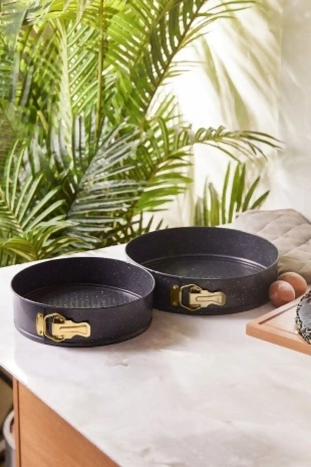 Emsan Circle 2'li Kelepçeli Kek Kalıbı Seti Gold - Şık ve Pratik Mutfak Gereci