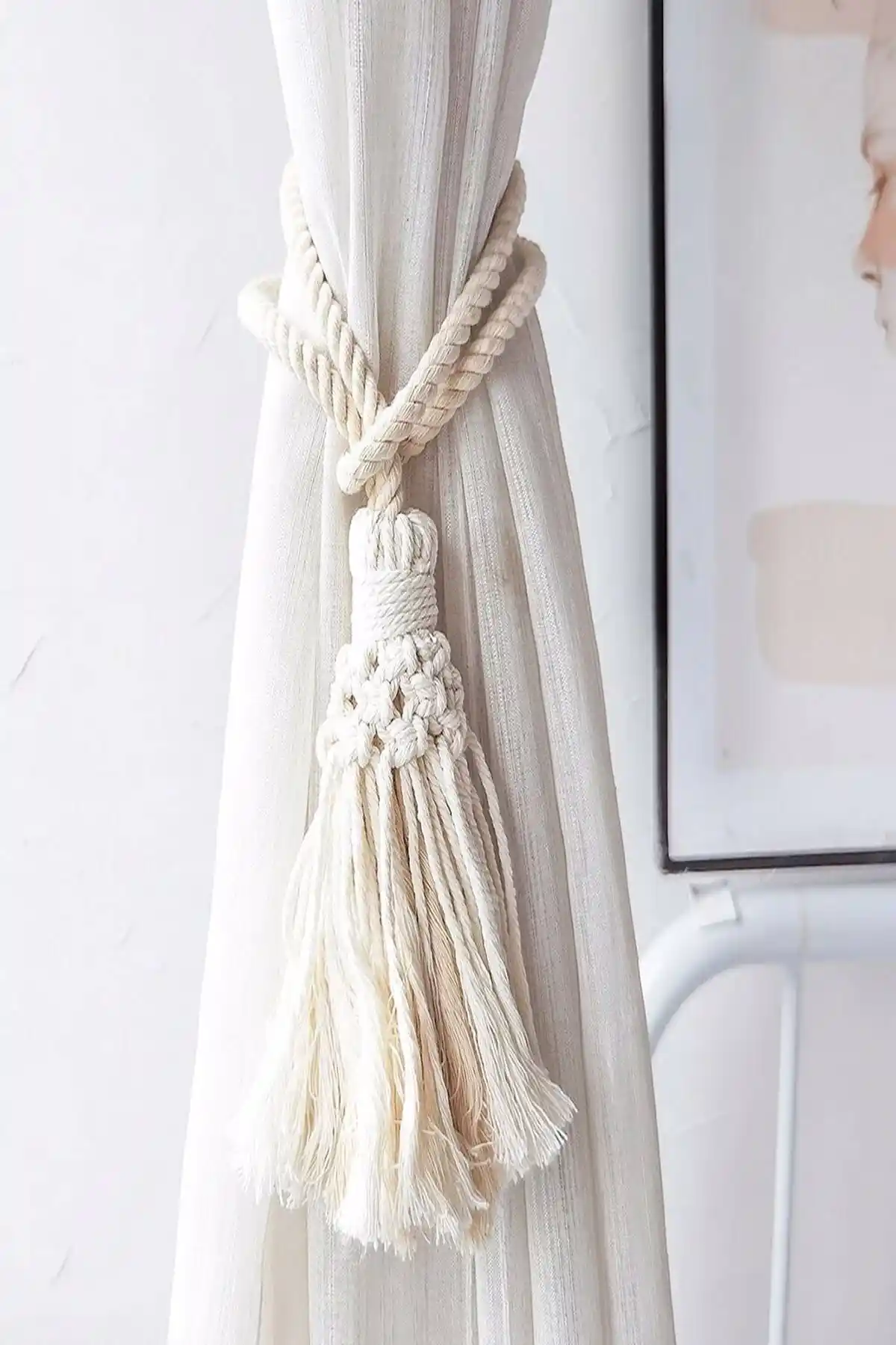 Emtory Home El Yapımı Ekru Püsküllü Perde Süsü ve Tutacağı Seti Modern ve Klasik Dekorasyonlara Uygun