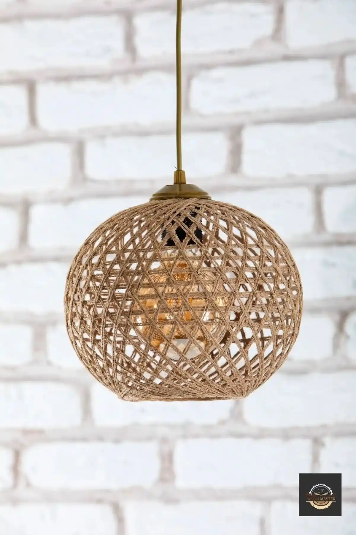 Enet Ay<span style='text-decoration:underline;'>d</span>latma Bella Hasır Sarkıt Tekli Avize: Doğal Malzeme ve Modern Tasarımın Şıklığı