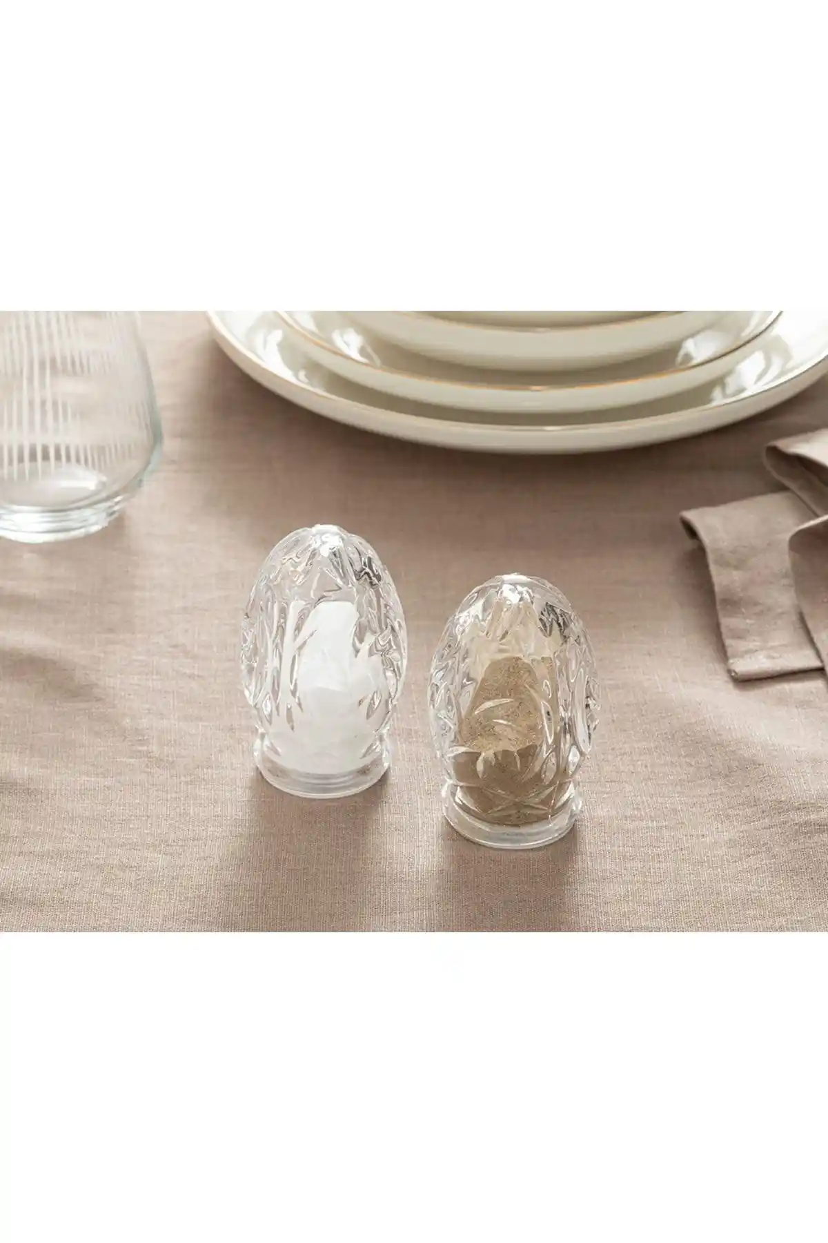 English Home Peggy Cam 2'li Tuzluk ve Biberlik Seti Modern ve Şık Mutfak Aksesuarı