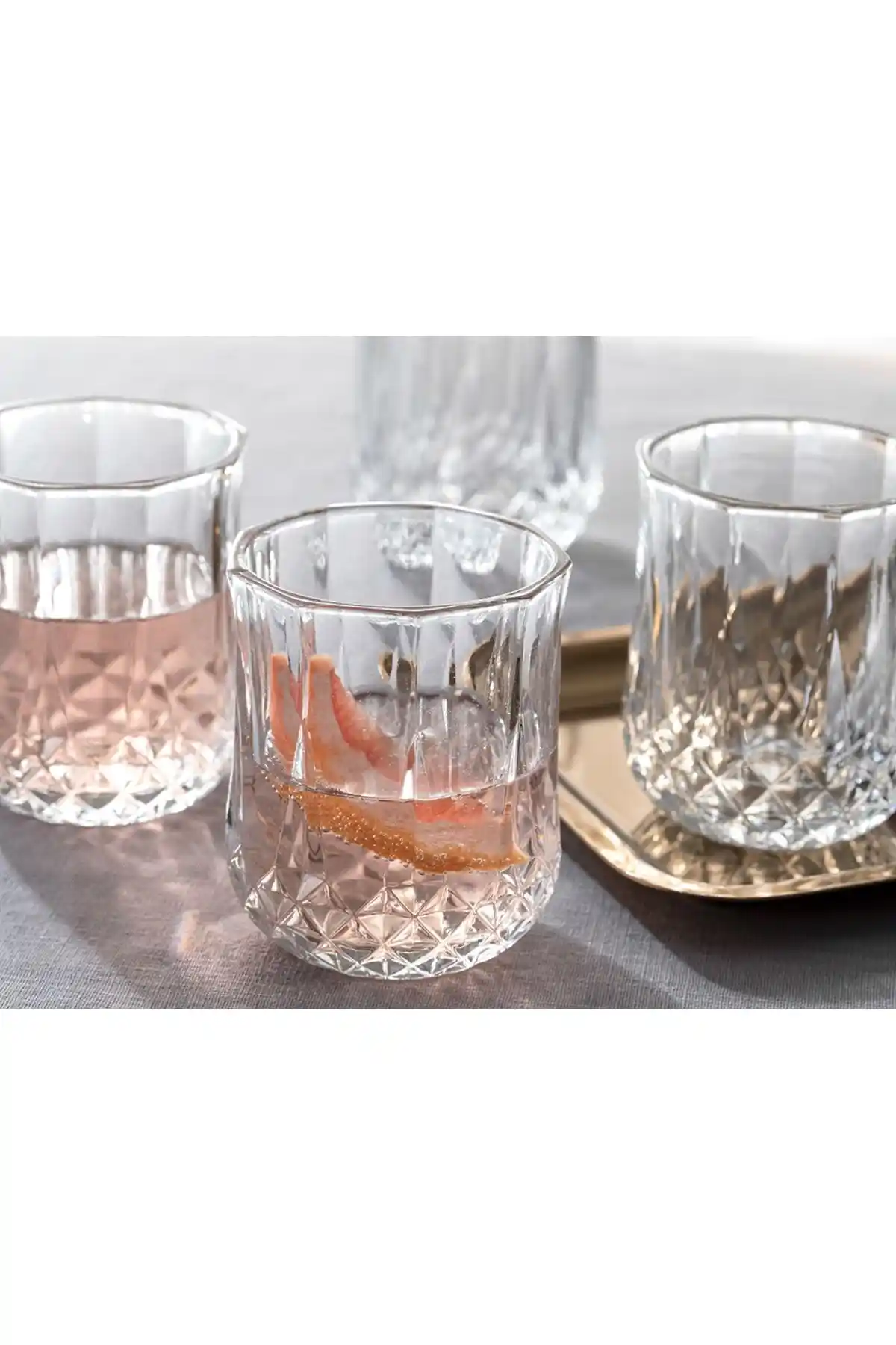 English Home Rich Cam 4'lü Meşrubat Bardağı: Şık ve Dayanıklı Tasarımın En İyi Örneği