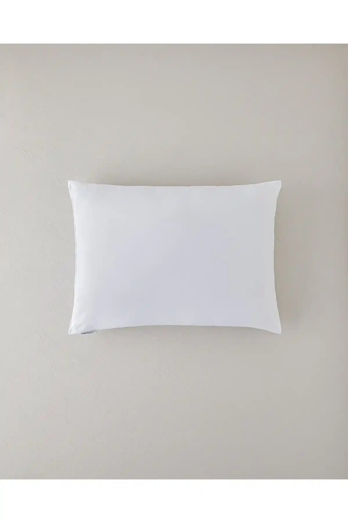 English Home Silikonlu Yastık Ekru: Modern ve Konforlu Yatak Odası Dekorasyonu İçin Uygun