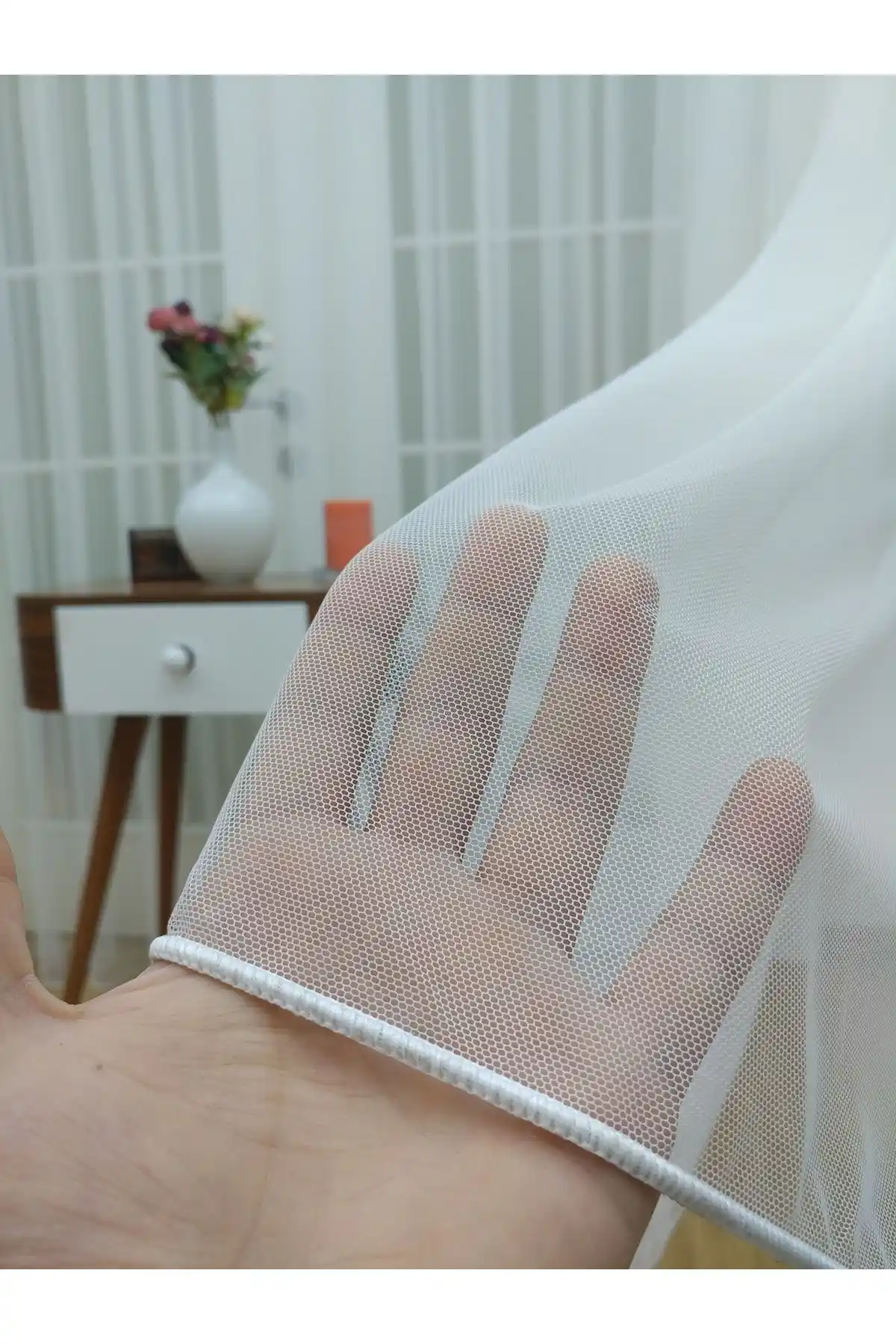 Esse Home Grek Tül Perde: Estetik ve Fonksiyonellik Sunan Modern Dekorasyon Çözümü