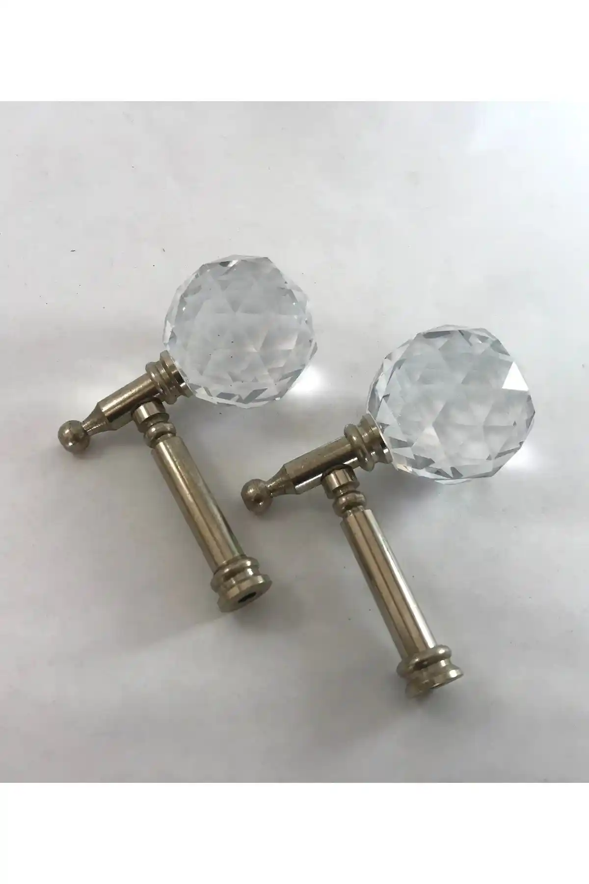 ETAB Kristal Renso Perde Bağlama Aparatı: Modern ve Dayanıklı Şık Perde Aksesuarı