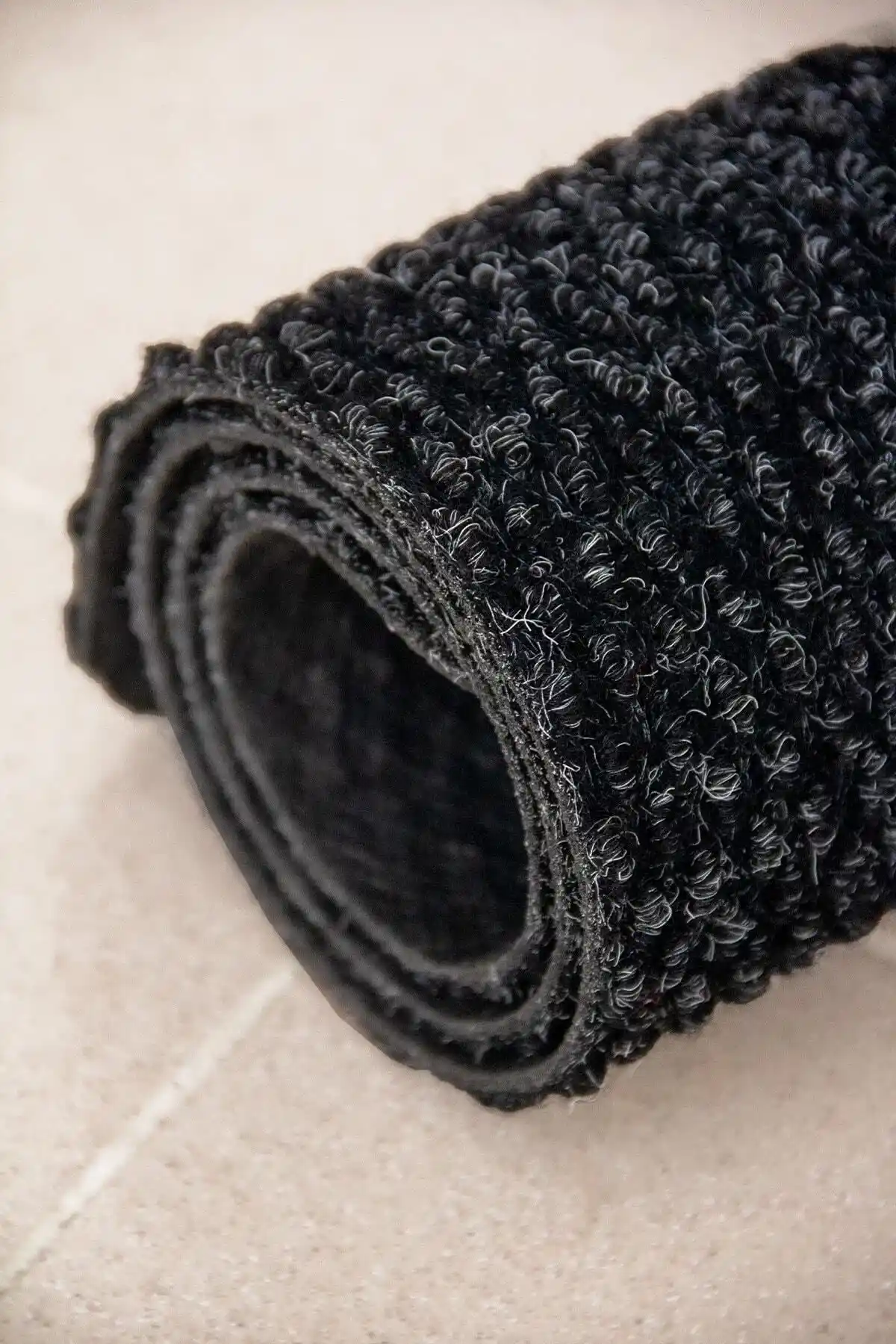 Ev ve İşyerleri İçin Fonksiyonel ve Estetik Polipropilen Kaymaz Paspaslar