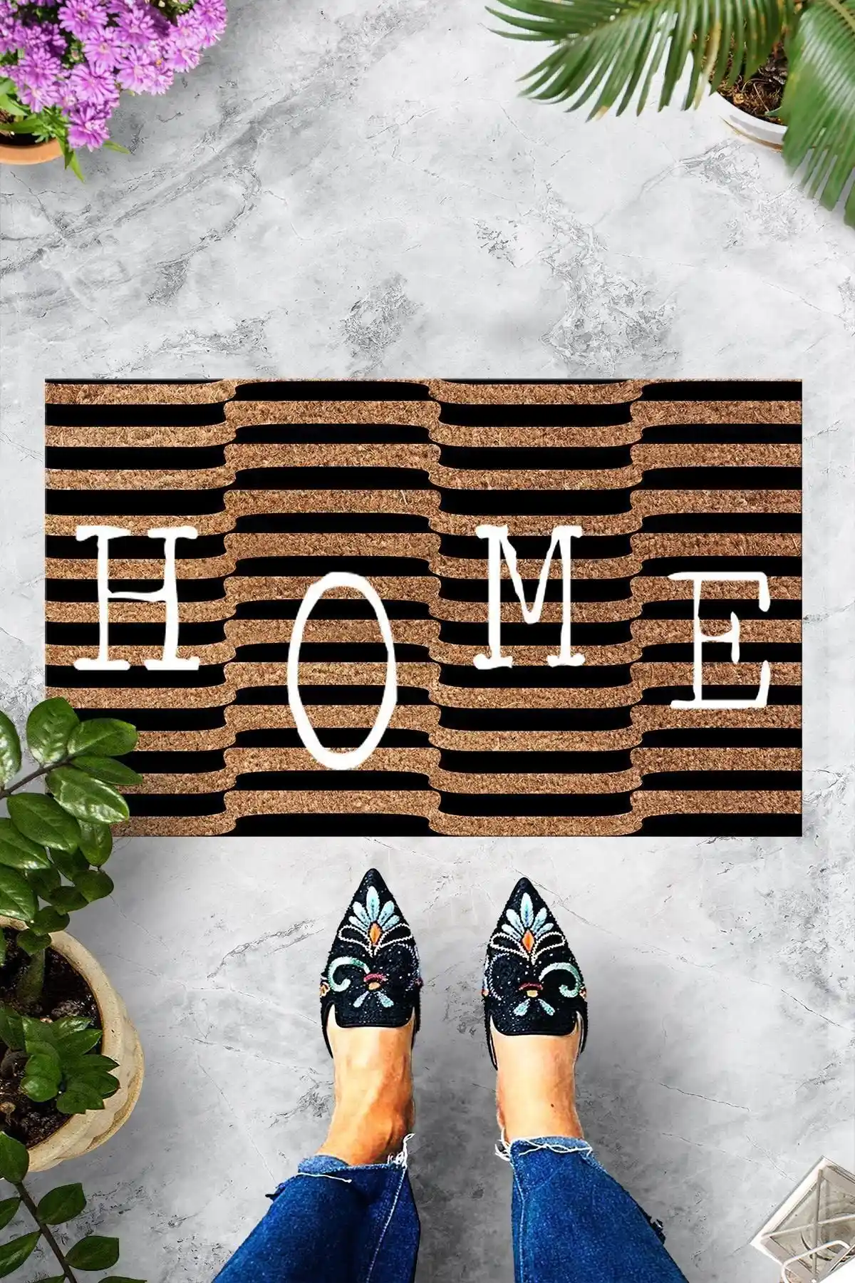 Evsebu Dekoratif Bej Kapı Önü Paspası Modern ve İşlevsel Tasarımıyla Girişinizi Şıklıkla Tamamlar