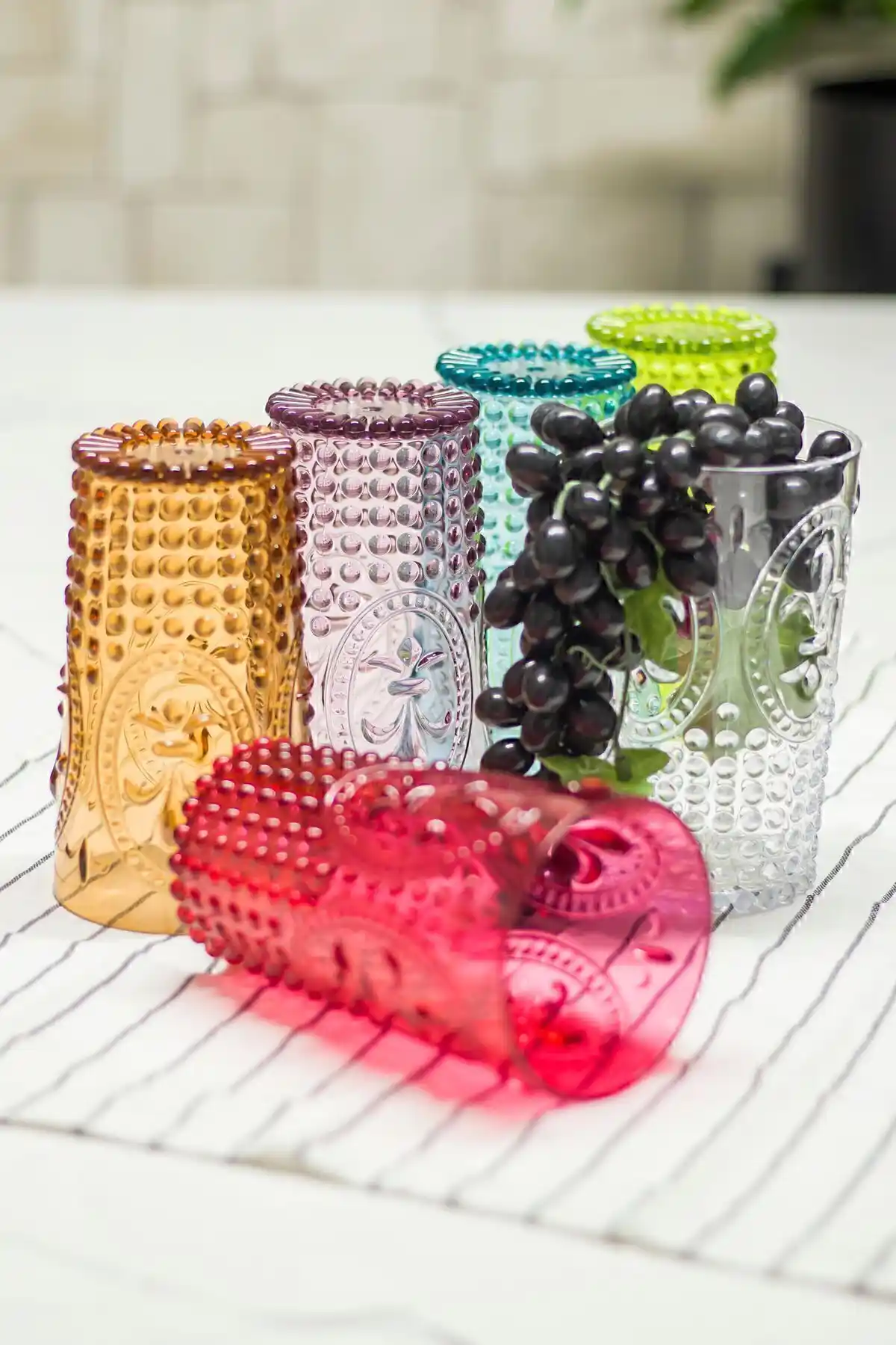 EWs Renkli Akrilik 6'lı Uzun Bardaklar Dayanıklı ve Şık Tasarım