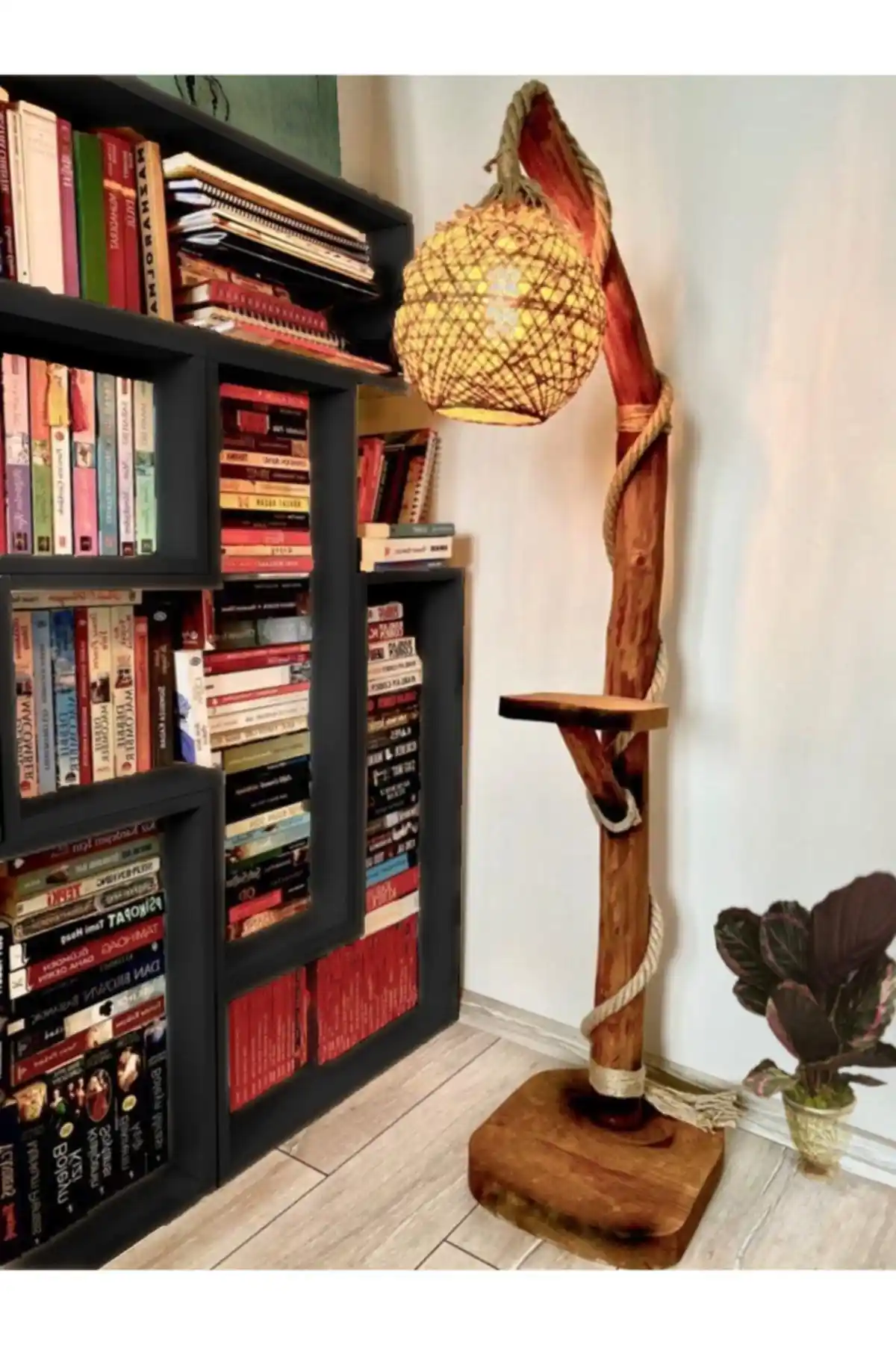 Firuze Köşe Aydınlatma: Doğal Ahşap ve Rustik Tasarım ile Sıcak Atmosferler Yaratın