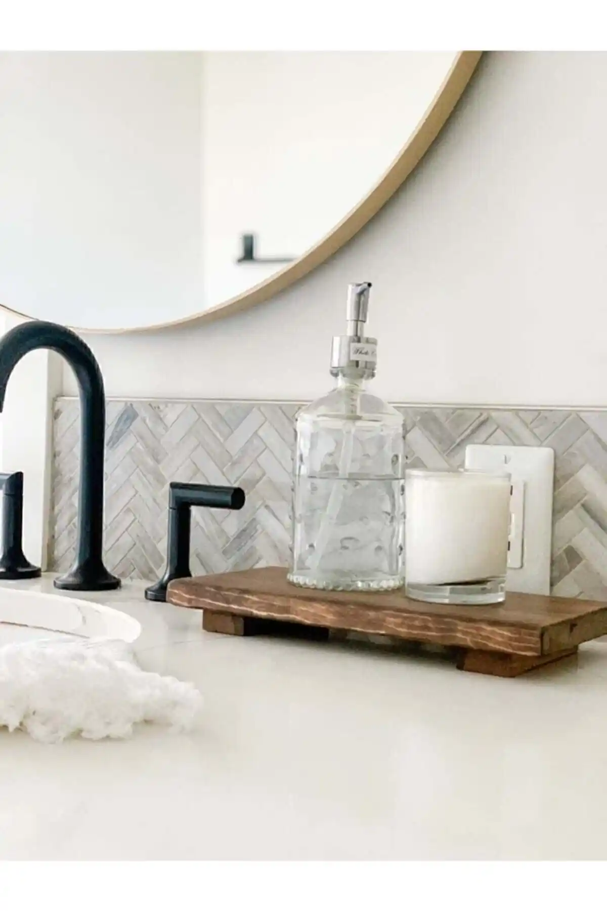 Genel Markalar Ayaklı Sunum Tahtası: Dayanıklı ve Estetik Sunum Çözümü