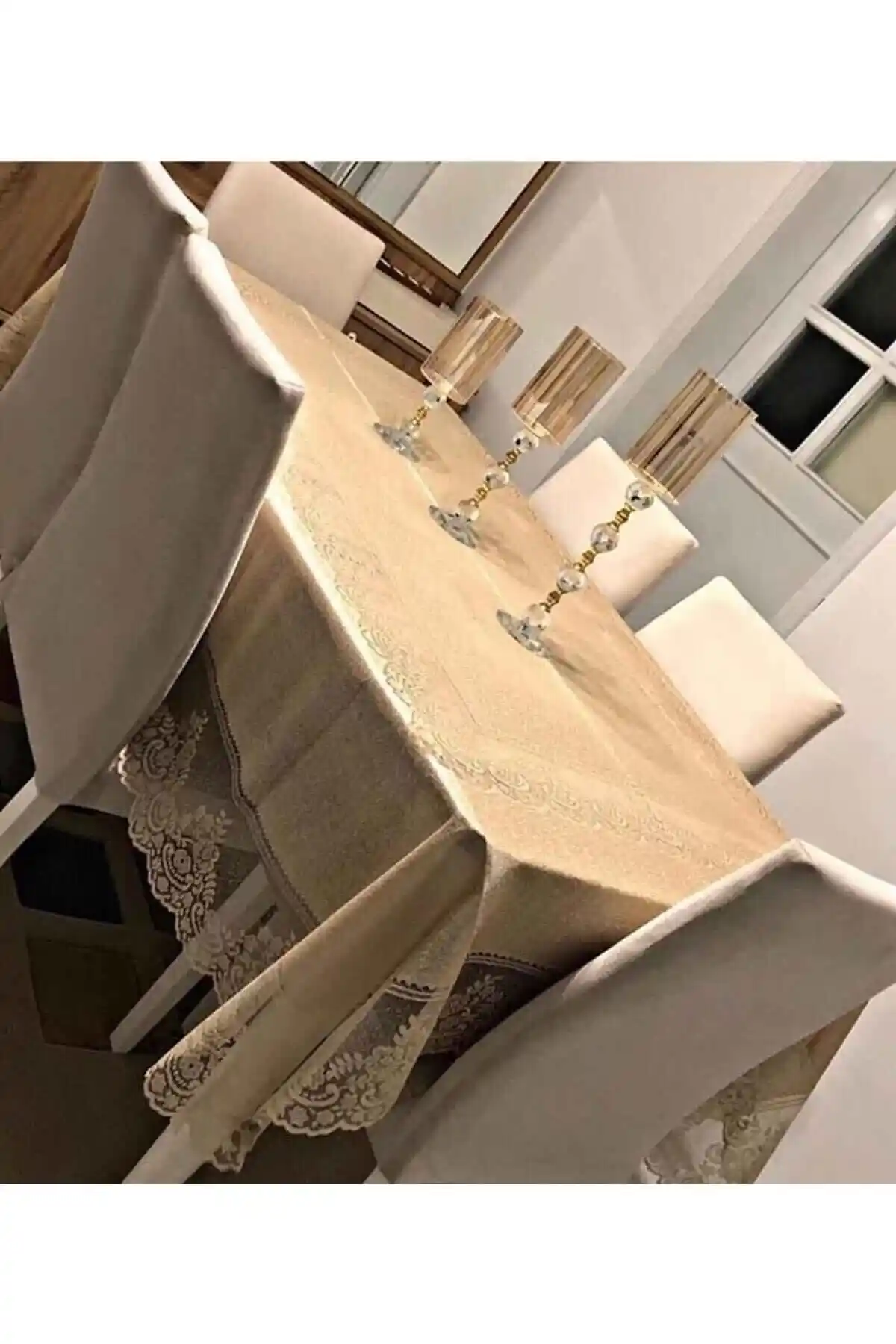 Genel Markalar Dantelli Dertsiz Masa Örtüsü: Şık ve Pratik Ev Dekorasyonu Parçası