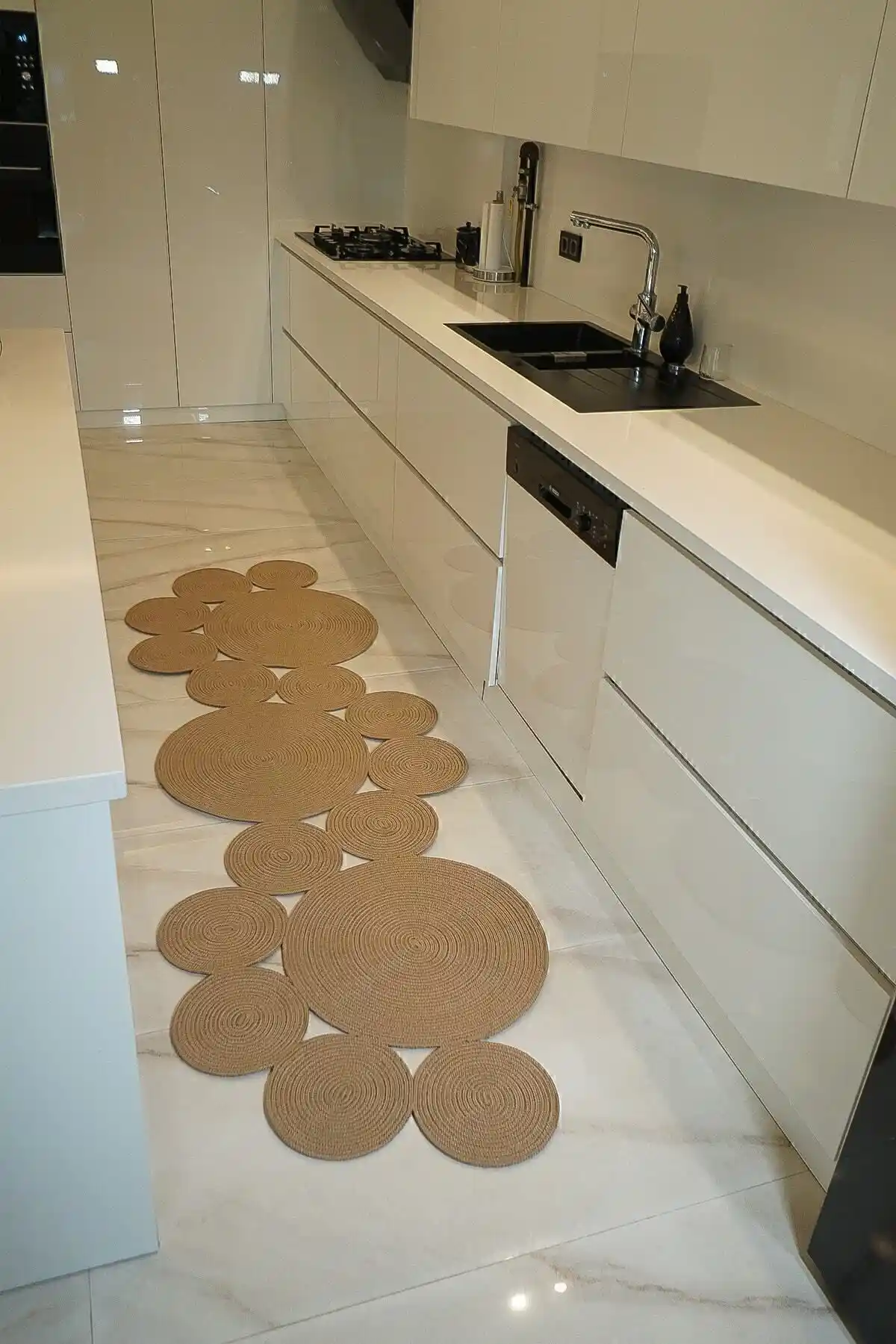 Genel Markalar Hasır Jüt Bej Yolluk Halı Kilim: Doğal Şıklık ve Dayanıklılık Sunan Modern Tasarım