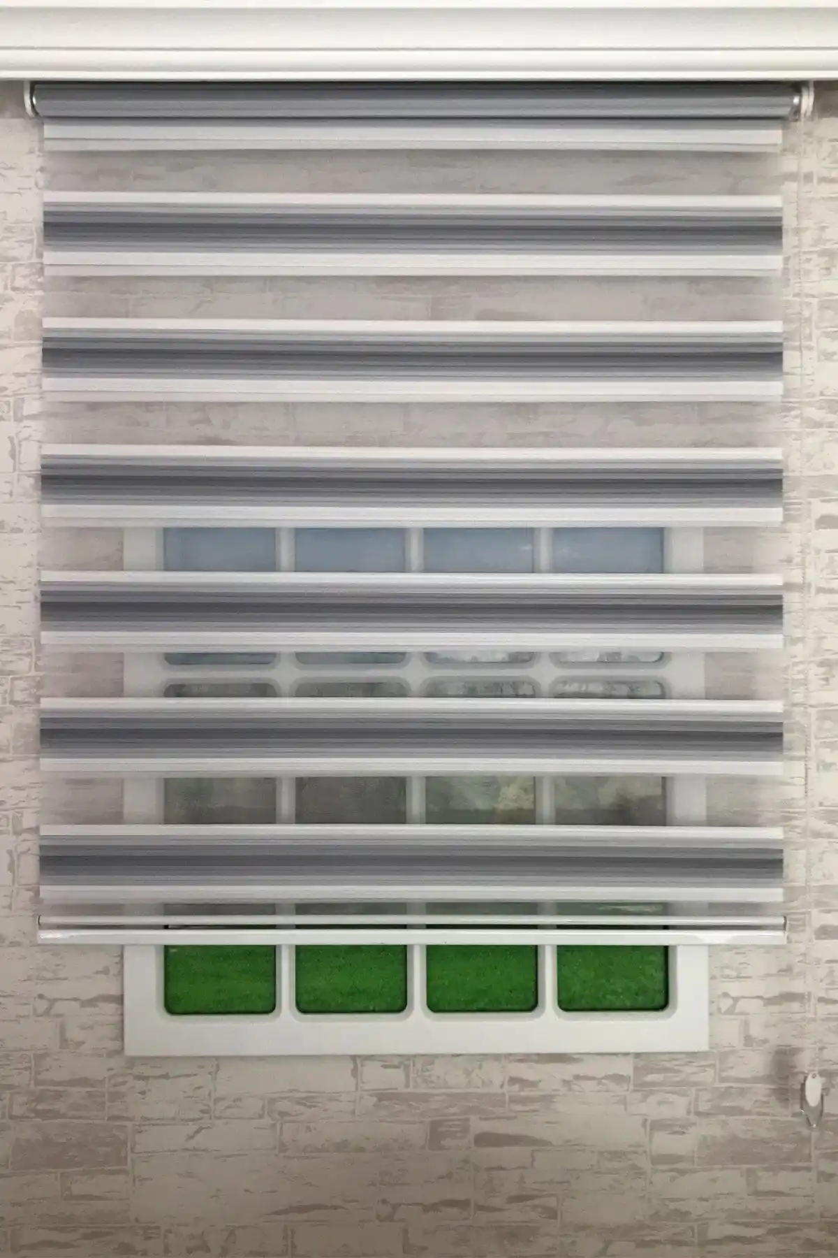 Genel Markalar Lüks Gri Geçişli Piliseli Zebra Stor Perde İnceleme ve Özellikleri