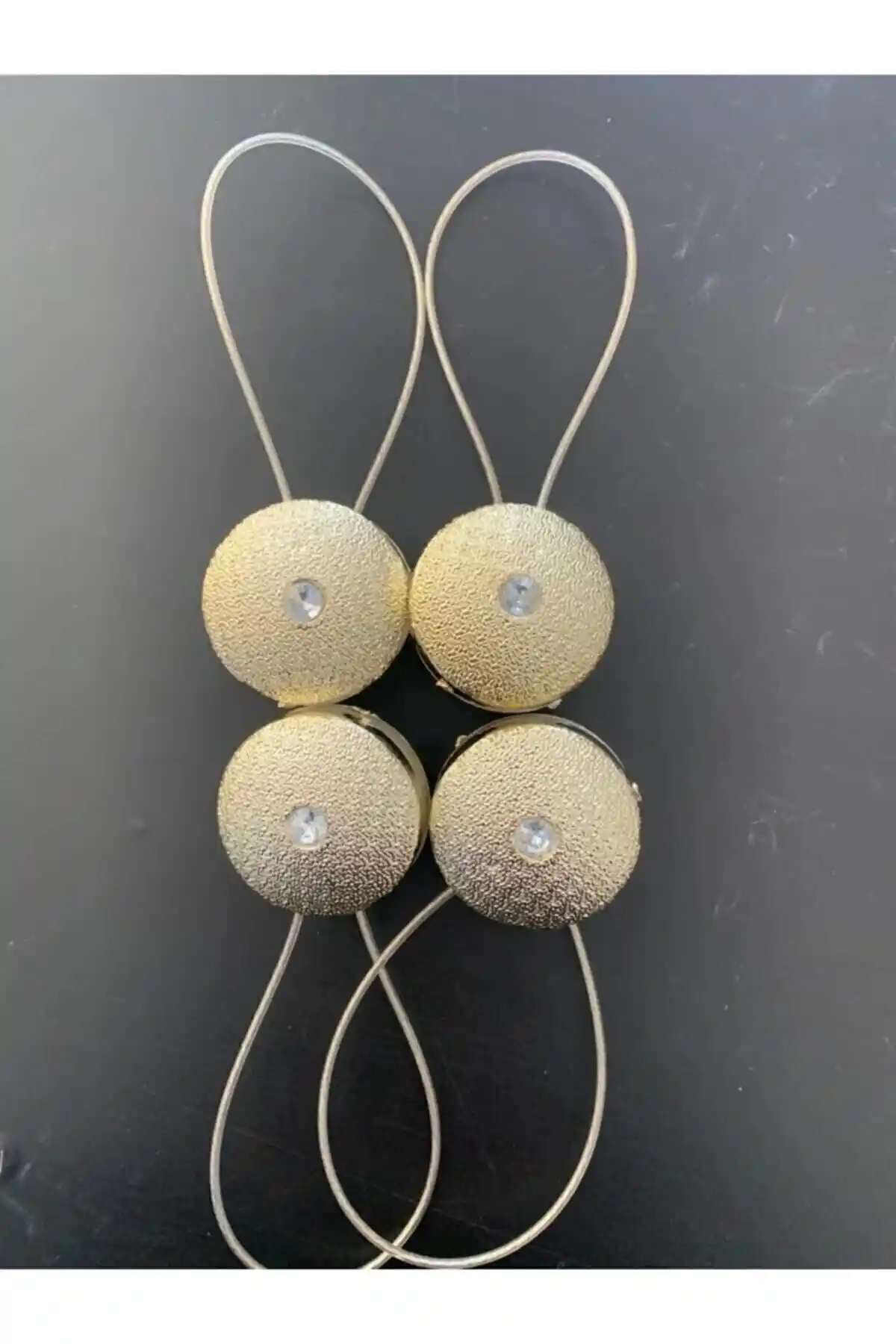 Genel Markalar Mıknatıslı Perde Tokası: Şık ve Pratik Modern Perde Aksesuarı