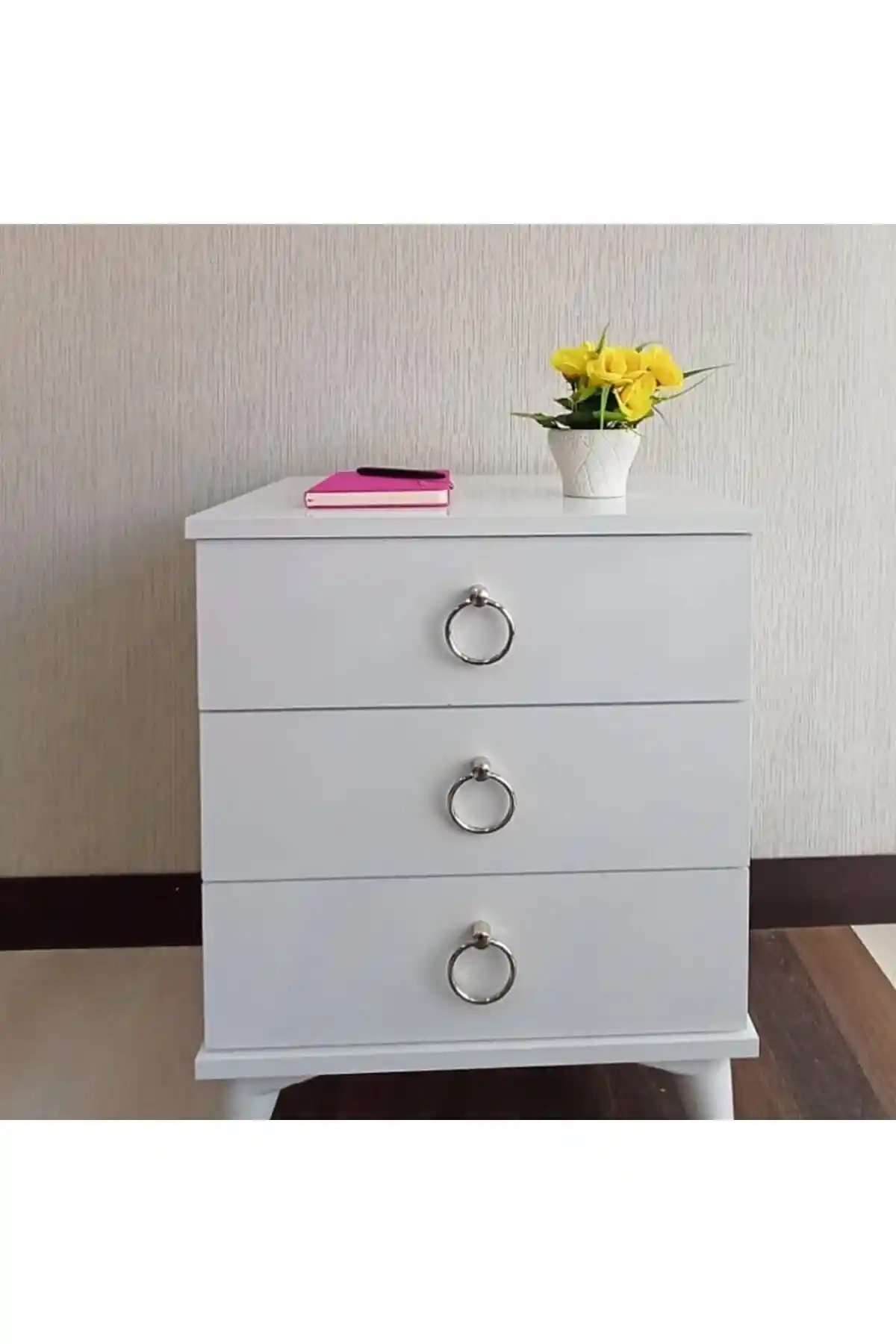 Genel Markalar Modern Komidin ve Şifonyer: Şık ve Fonksiyonel Yatak Odası Mobilyası