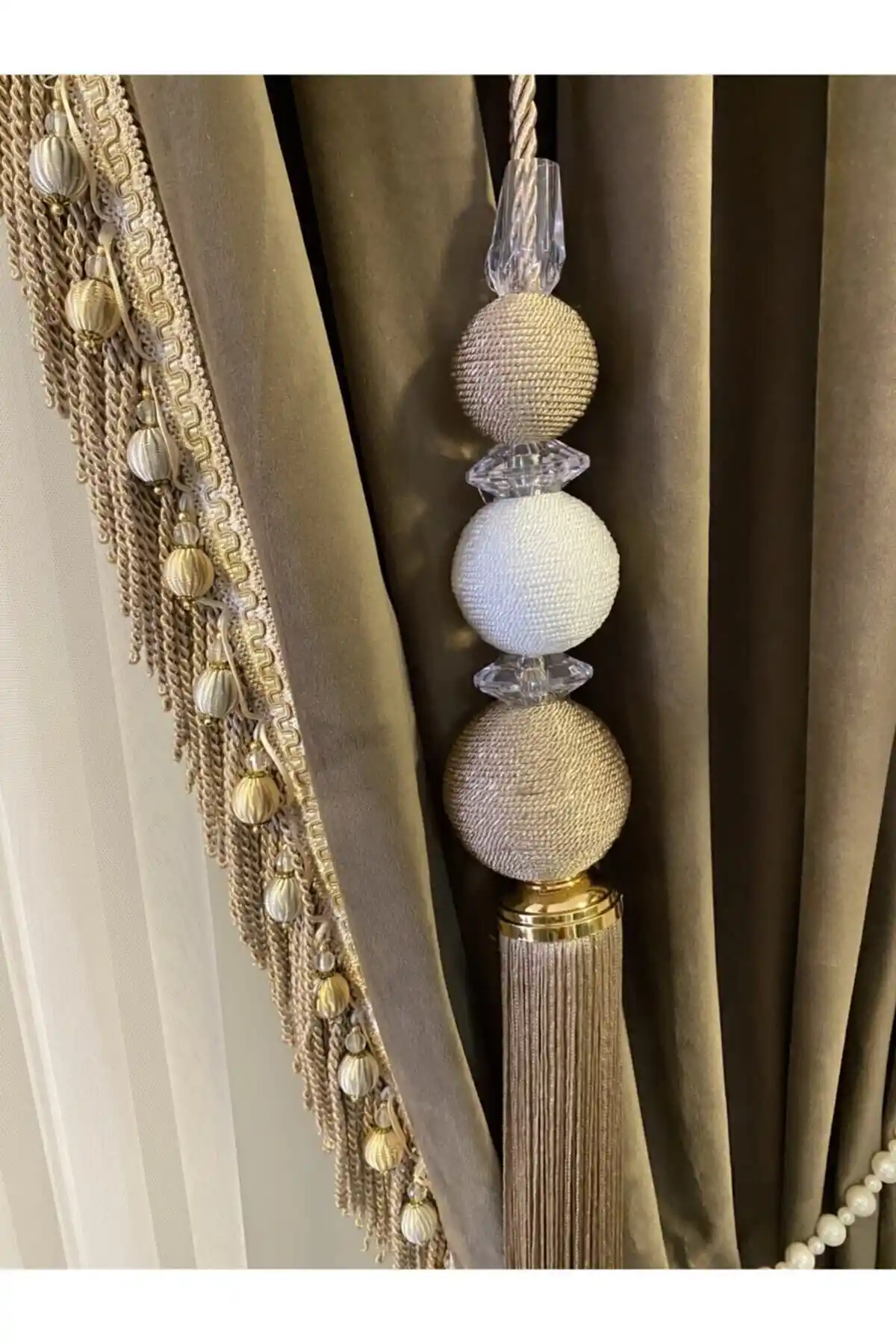 Genel Markalar Perde Aksesuarı: Modern ve Şık Tasarım ile Dayanıklı Kullanım