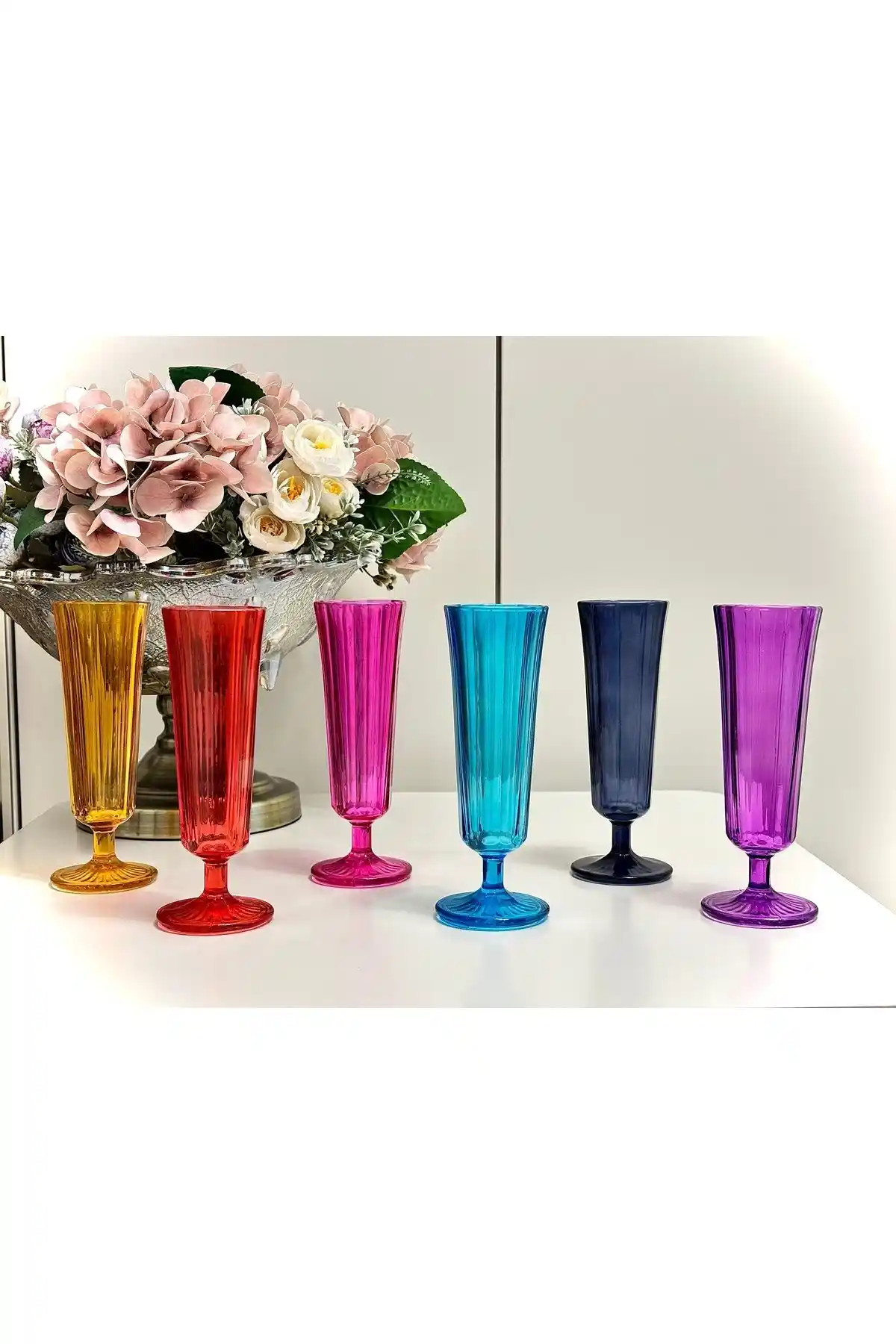 Genel Markalar Renkli Flüt Kahve Yanı Su Bardağı Seti Estetik ve Dayanıklı Cam Tasarımıyla