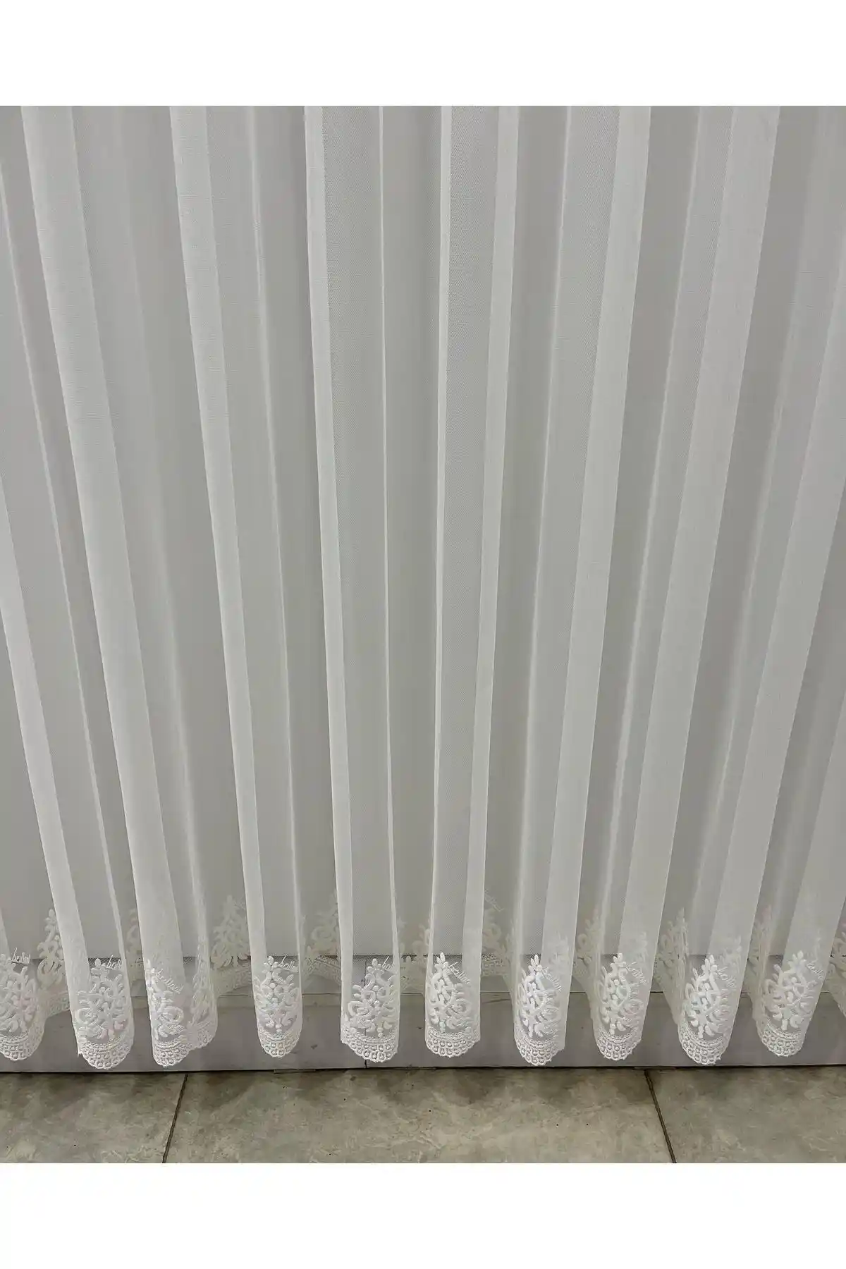 Grek Etek Tül Perde: Şık ve Kaliteli Tasarımıyla Modern Dekorasyonlara Uygun