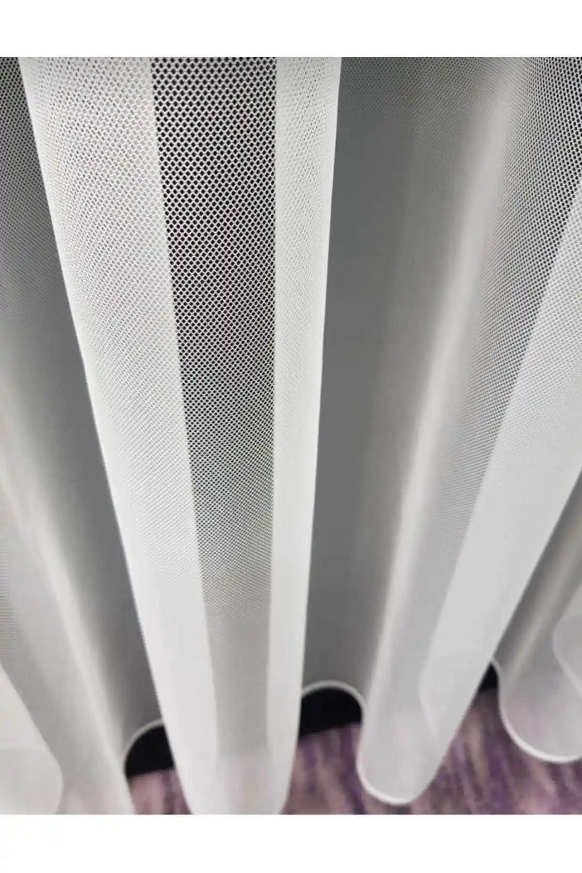 Grek Tül Perde ve Perle Keten Görünümlü Düz Tül Perde Karşılaştırması