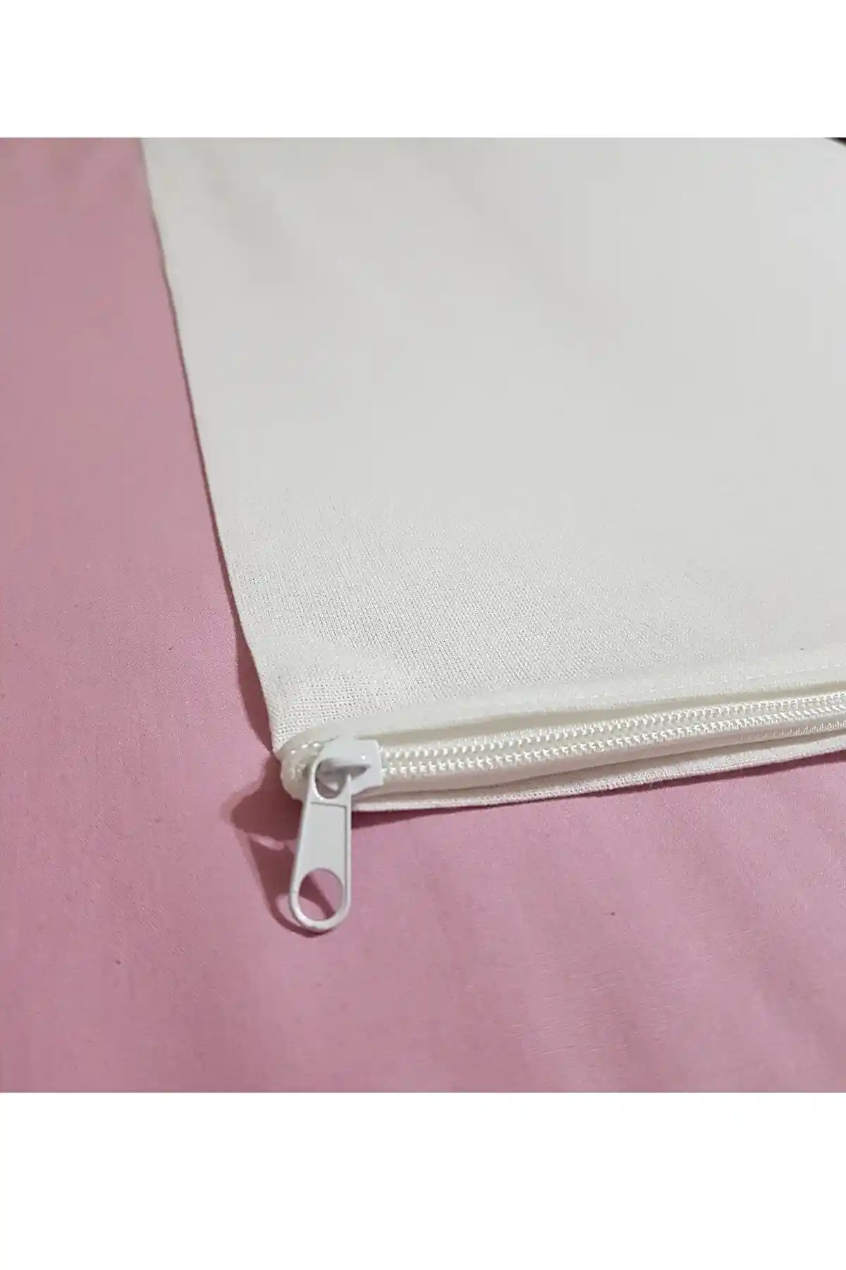 Guloglu Home Bebek Yastık İç Kılıfı 35x45 cm Nötr Beyaz, Yumuşak ve Pratik Kullanım