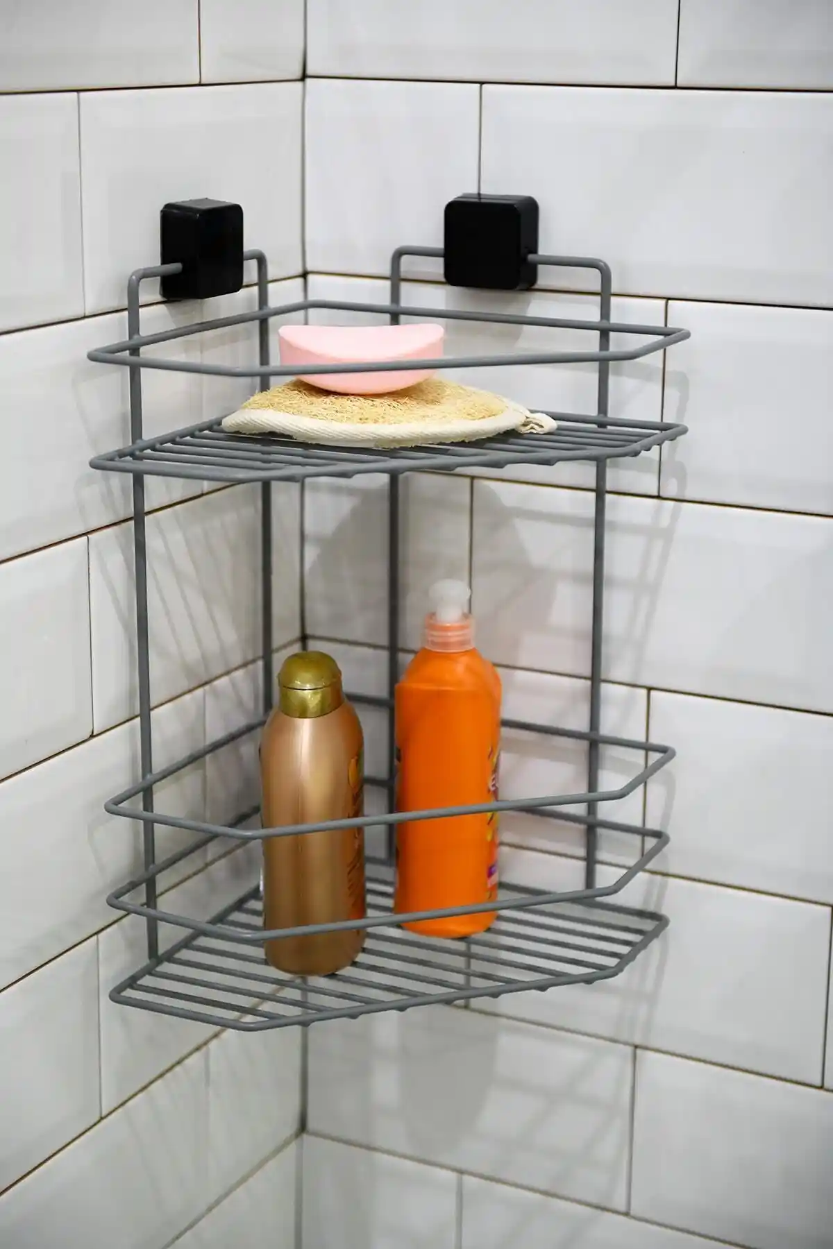 Hagen Paslanmaz Yapışkanlı Banyo Köşeliği ve Rafı Karşılaştırması