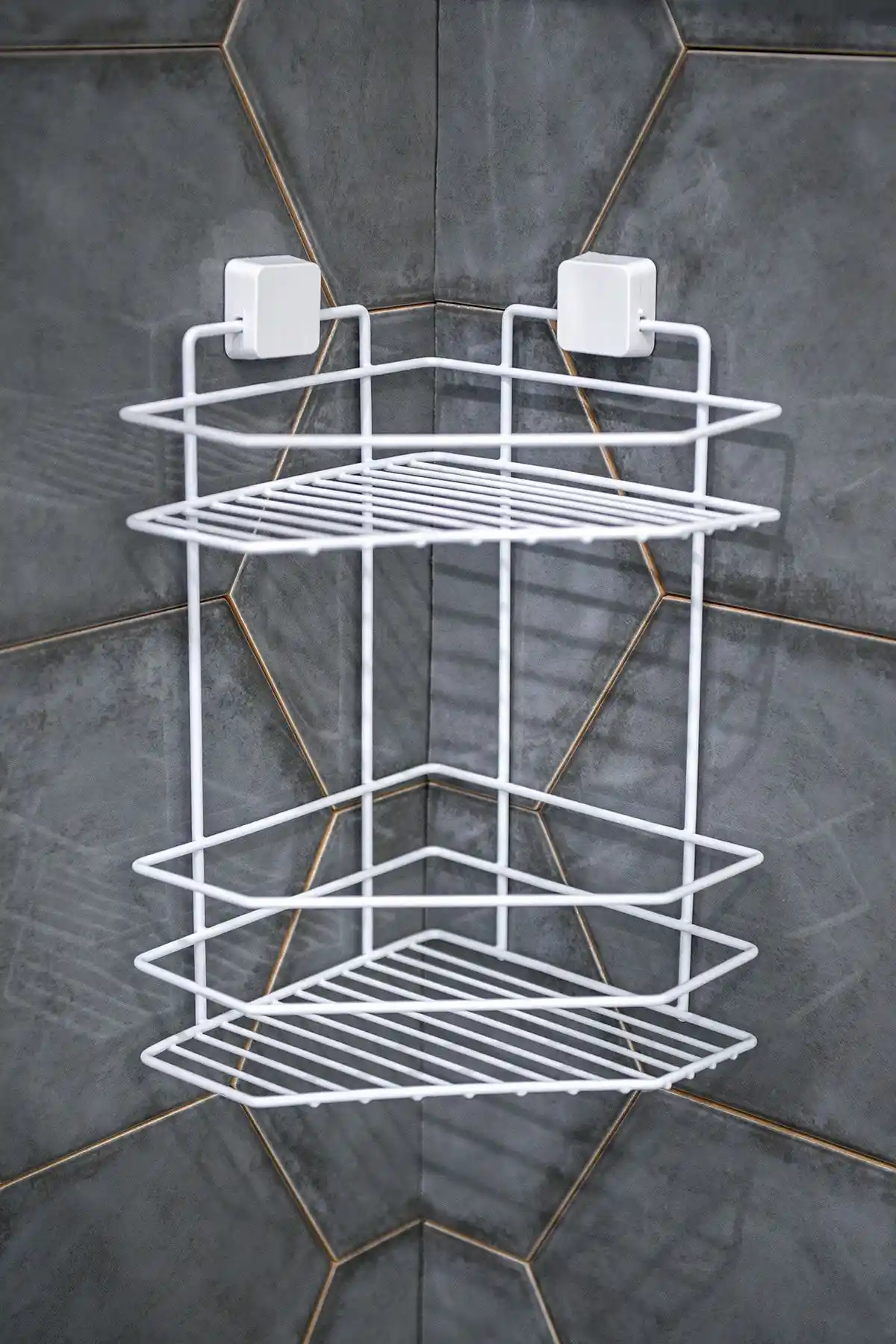 Hagen ve HIMYHOME Banyo Köşeliği Karşılaştırması: Malzeme ve Kullanım Özellikleri