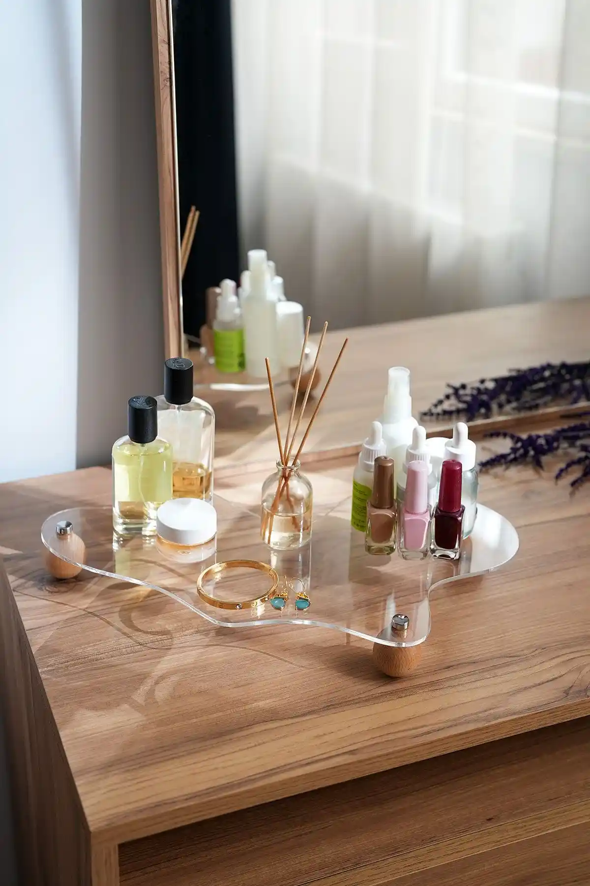 Hayveys Ahşap Top Ayaklı Pleksi Organizer Düzenleyici Modern ve Çok Yönlü Tasarım