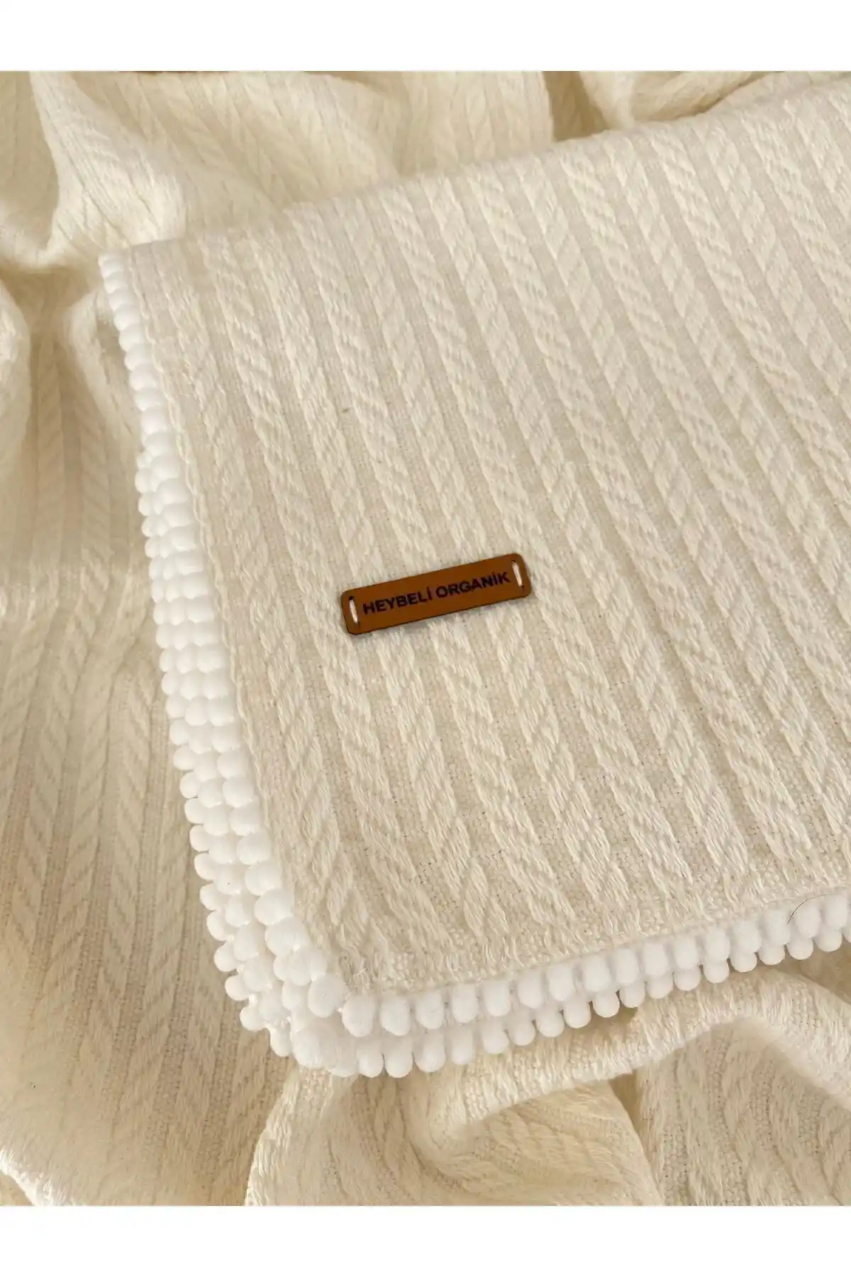 Heybelî Organik %100 Pamuk Bebek Pike Battaniye Konfor ve Şıklığın Modern Birleşimi