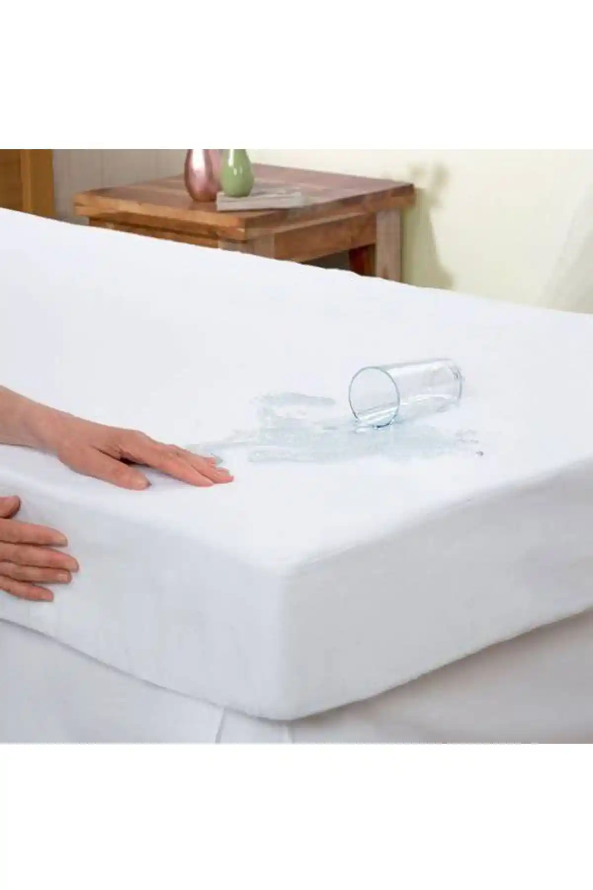 HUGOYBEDDİNG 70x120 Fitted Yatak Koruyucu: Hijyenik ve Konforlu Uyku Ortamı Sağlar