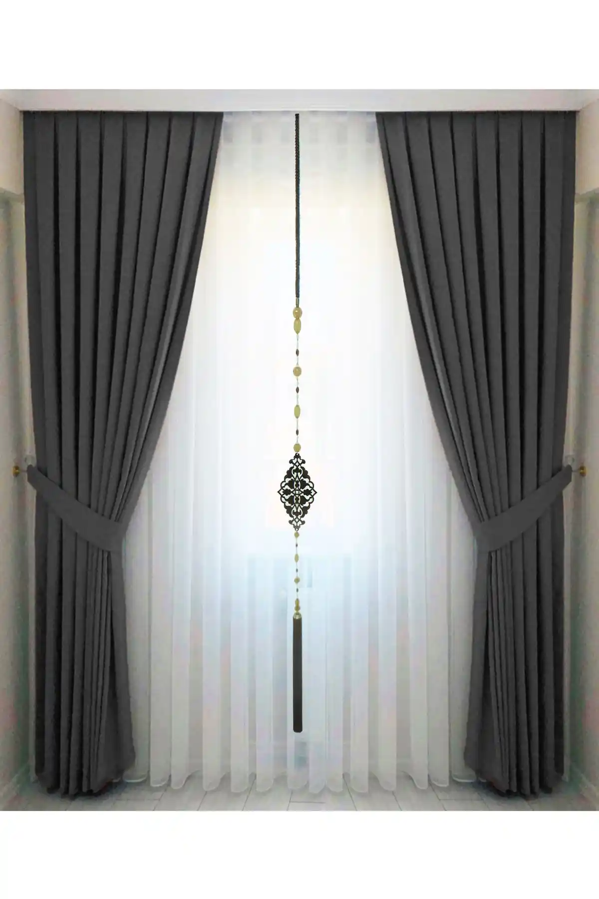 İ.D İpek Dokuma Antrasit Gri Pileli Kadifemsi Fon Perde: Şık ve Fonksiyonel Tasarım