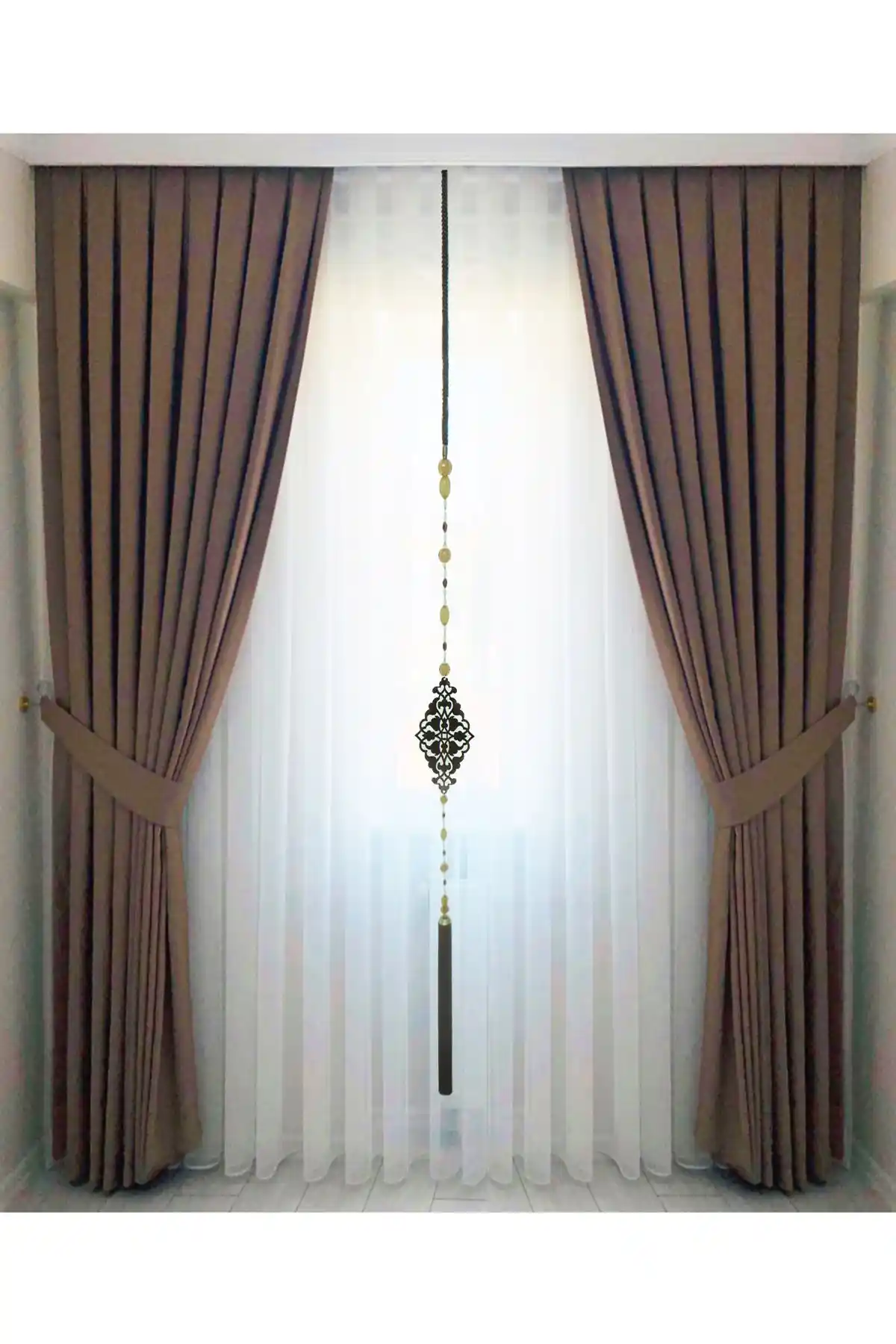 İ.D İpek Dokuma Kahverengi ve Vizon Pileli Fon Perde Karşılaştırması ve Özellikleri