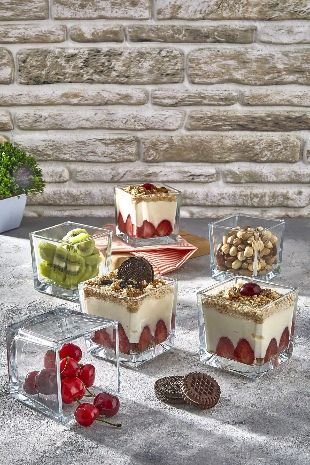 İLİVA Magnolia 6'lı Cam Kase Seti: Şık ve Dayanıklı Sunum Çözümü